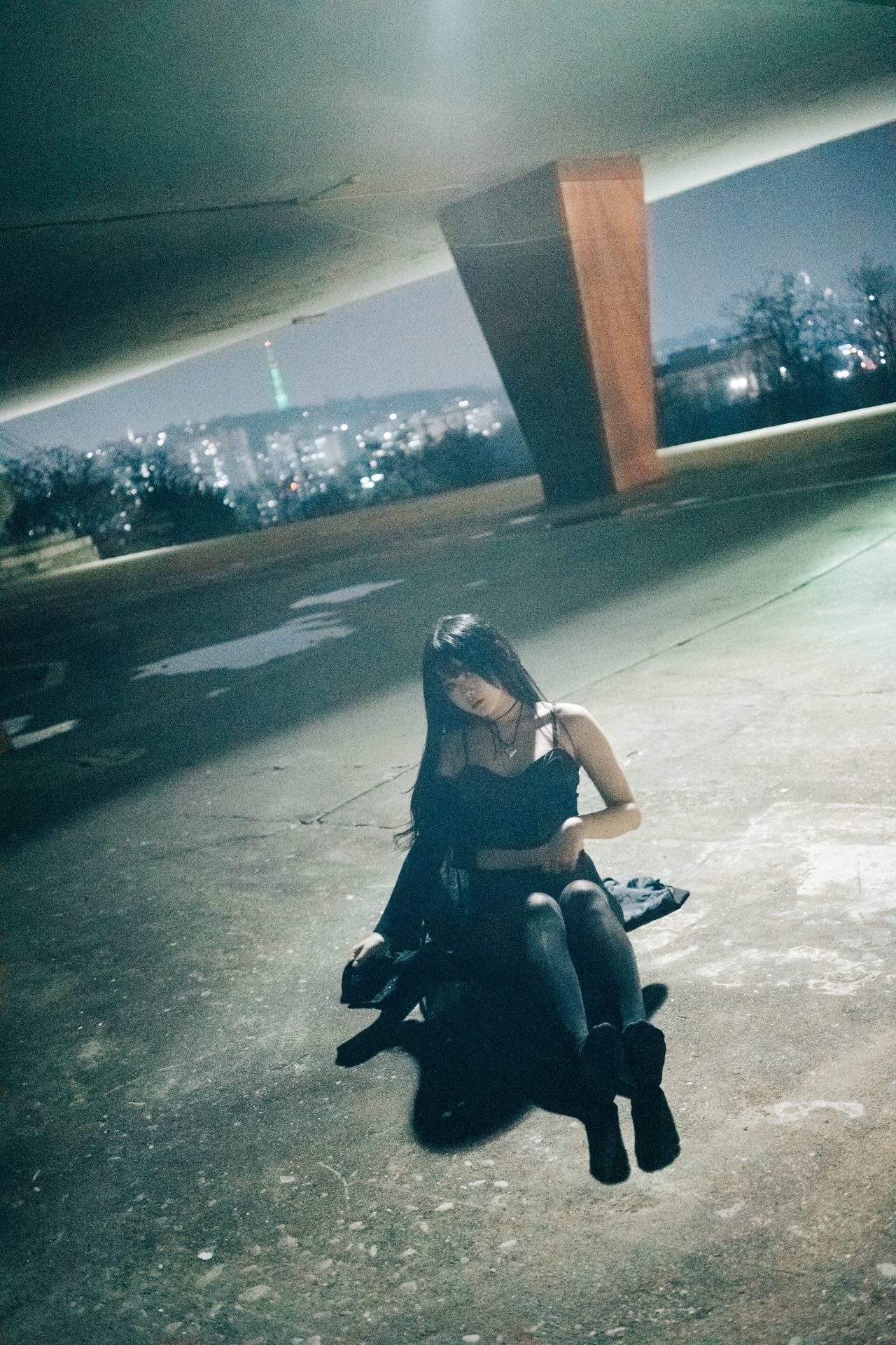 ZIA.Kwon 권지아, [Loozy] XXX At Night Road Set.02 18