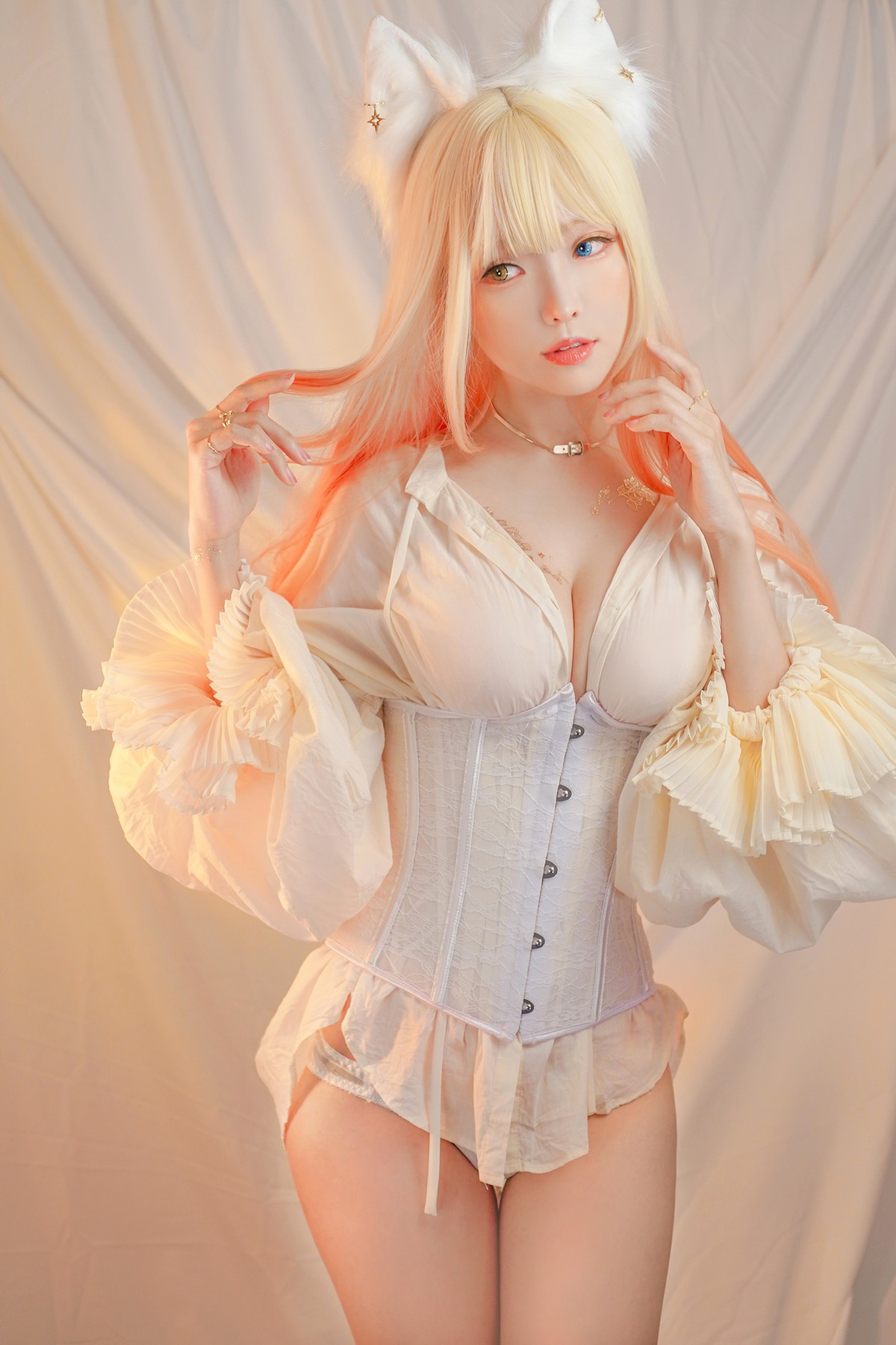 Cosplay ElyEE子 Cat魔女與貓 19