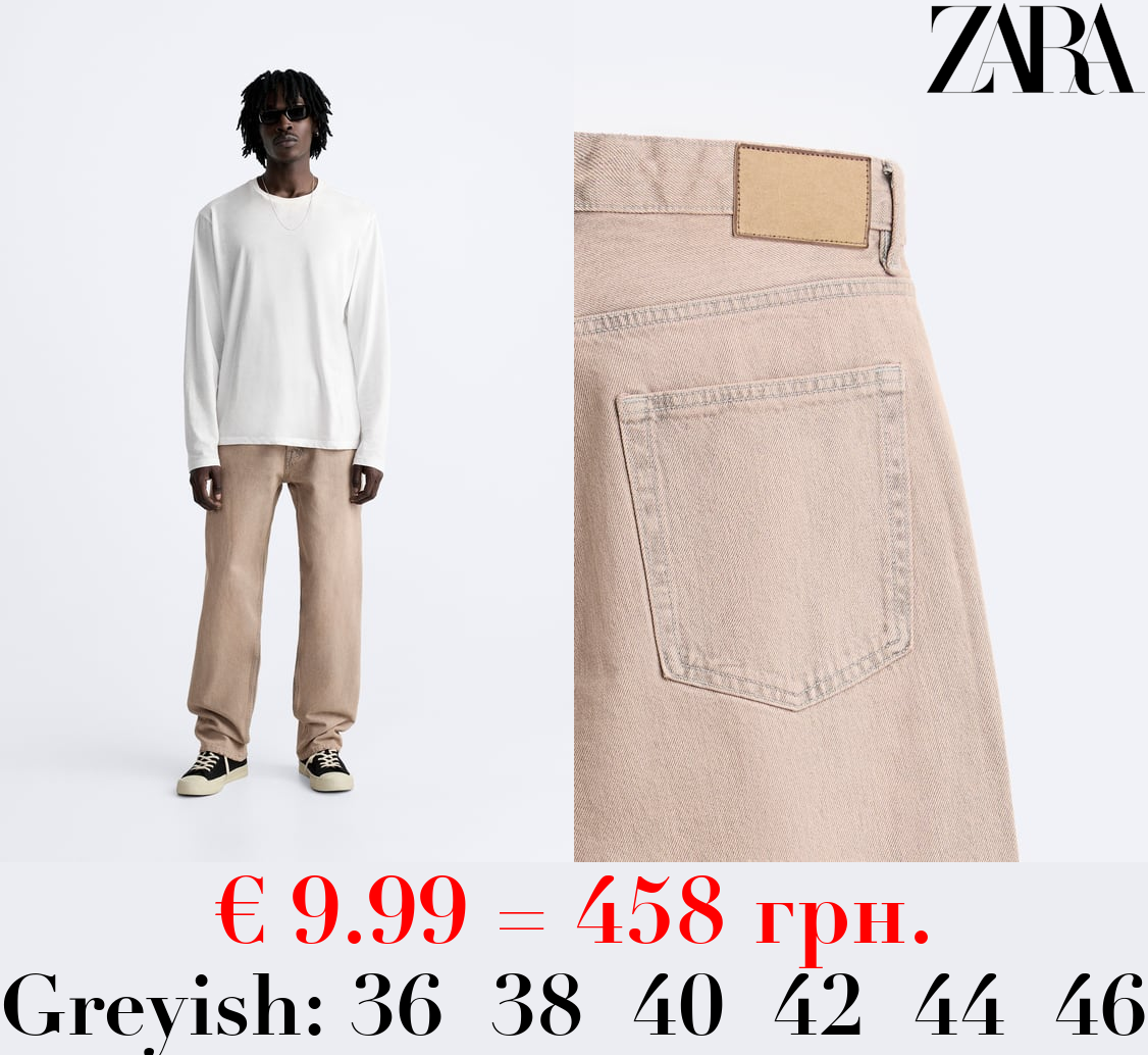 STRAIGHT FIT JEANS