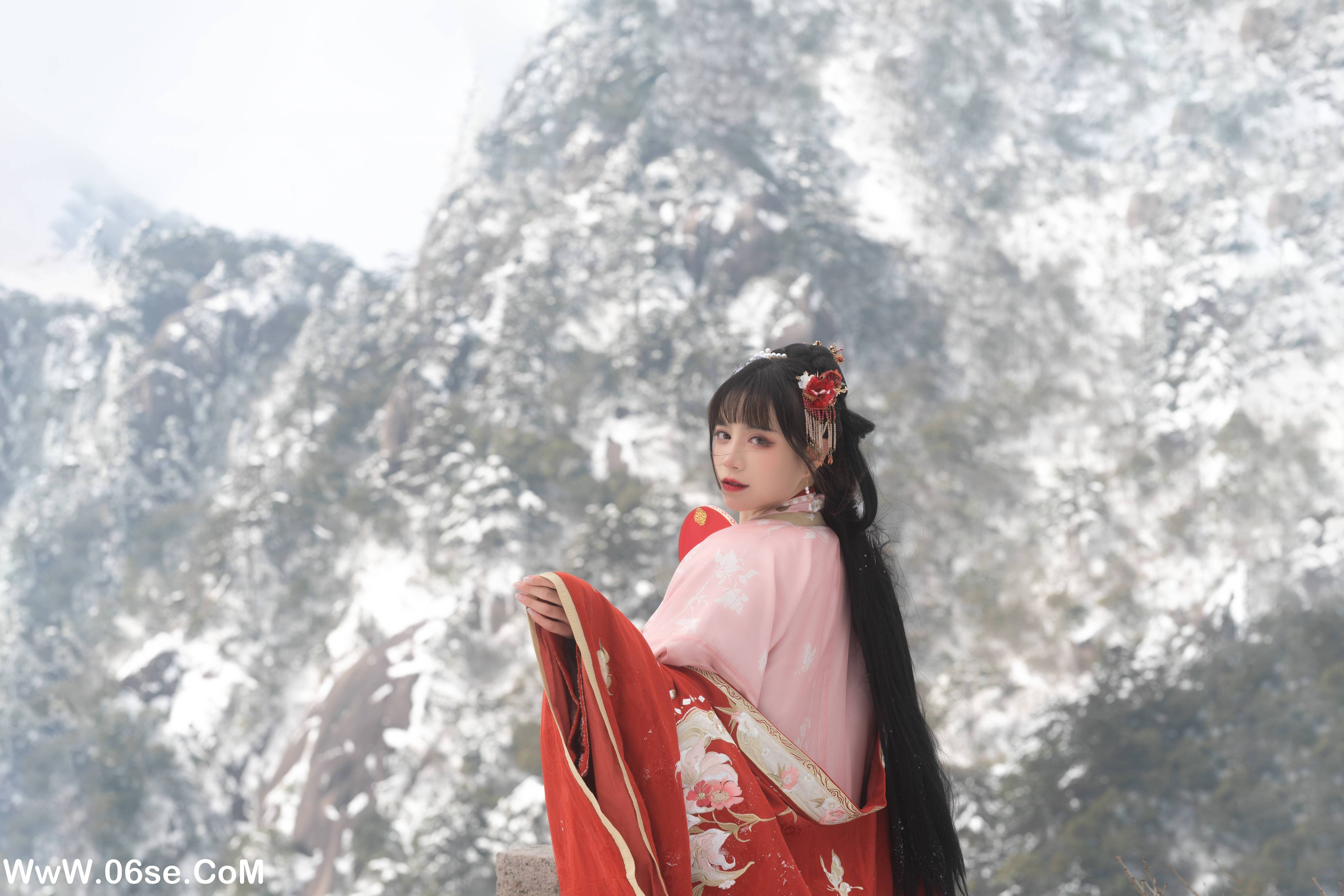 图片[20]-[YITUYU艺图语]2022.06.07 踏雪 贰加六[26P-245.78MB]-六色网