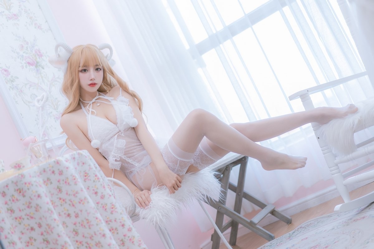 过期米线线喵 - 小羊咩 生日限定[69P] 34