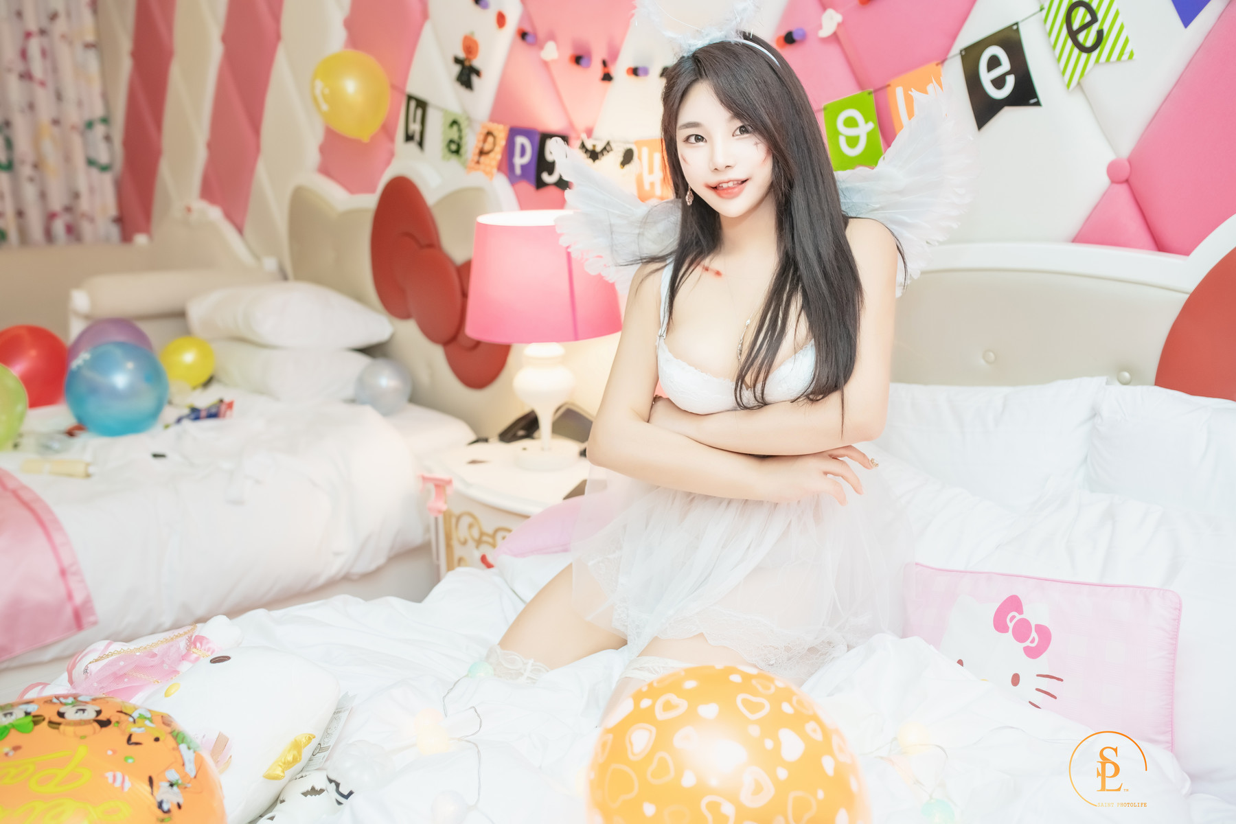 Zzyuri 쮸리, [SAINT Photolife] Pink Halloween 10