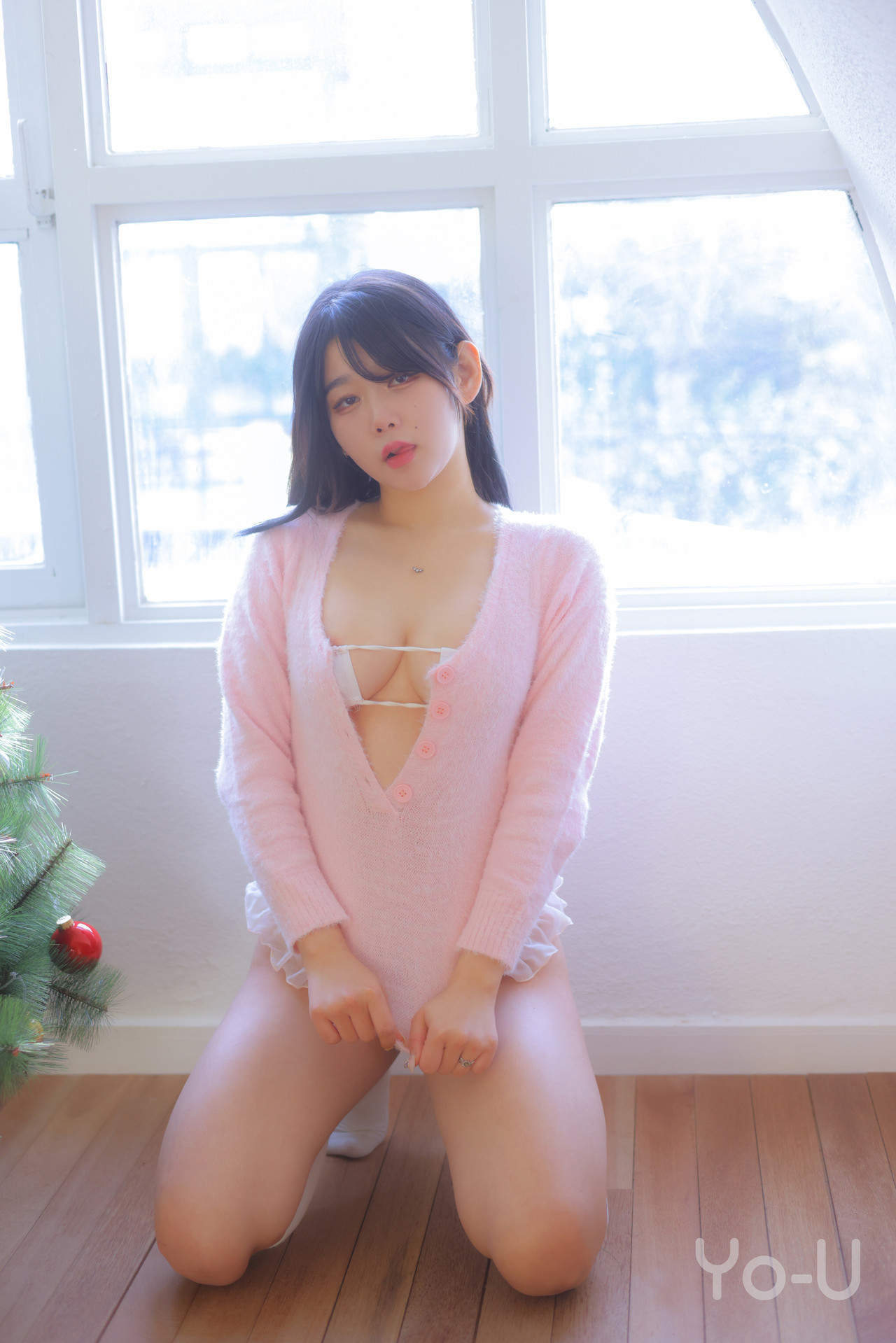 ZIA.Kwon 권지아, [Yo-U] Year-End Set.02 21