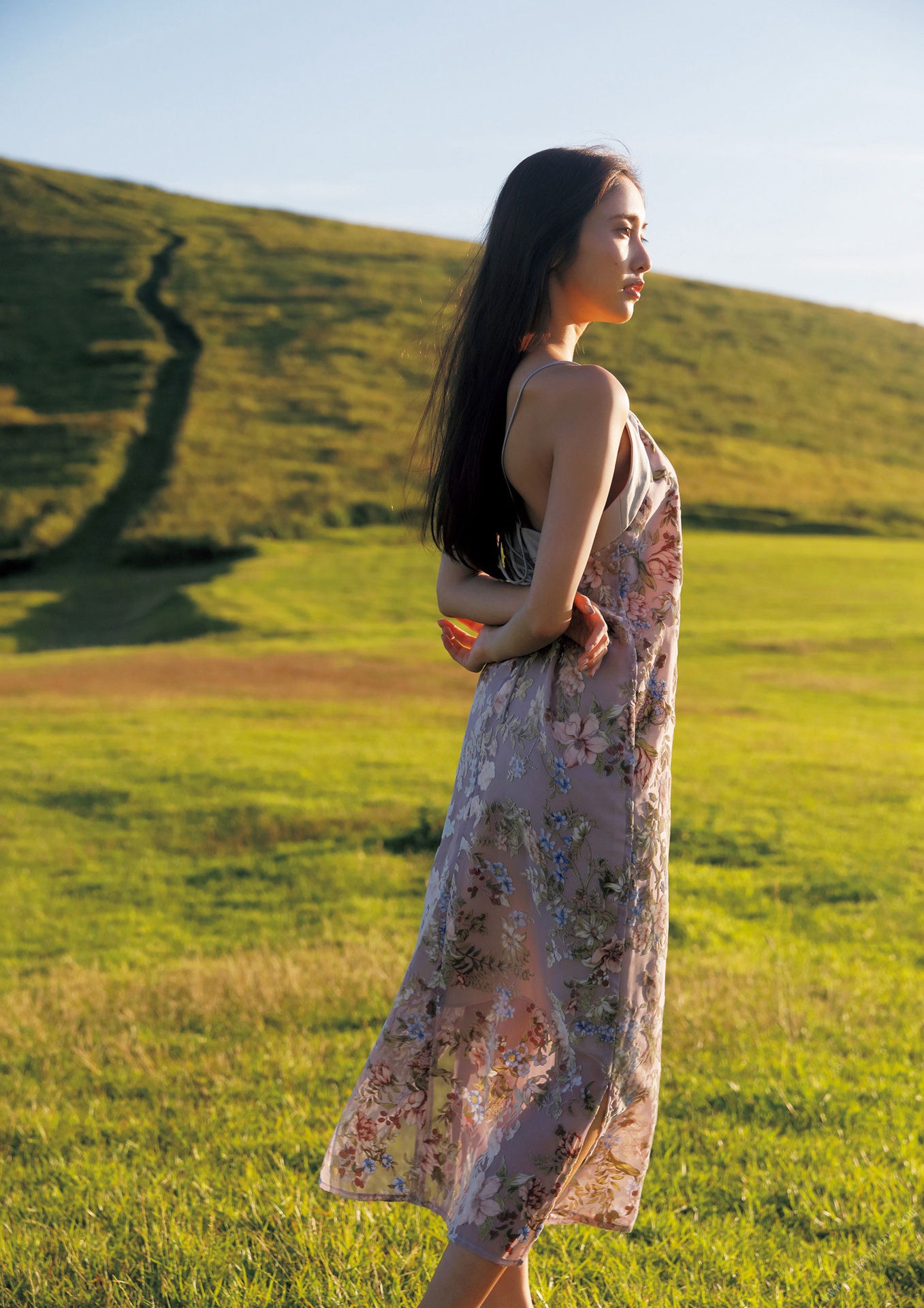 佐野ひなこ写真集「COLORS」 週プレ PHOTO BOOK 145P 3