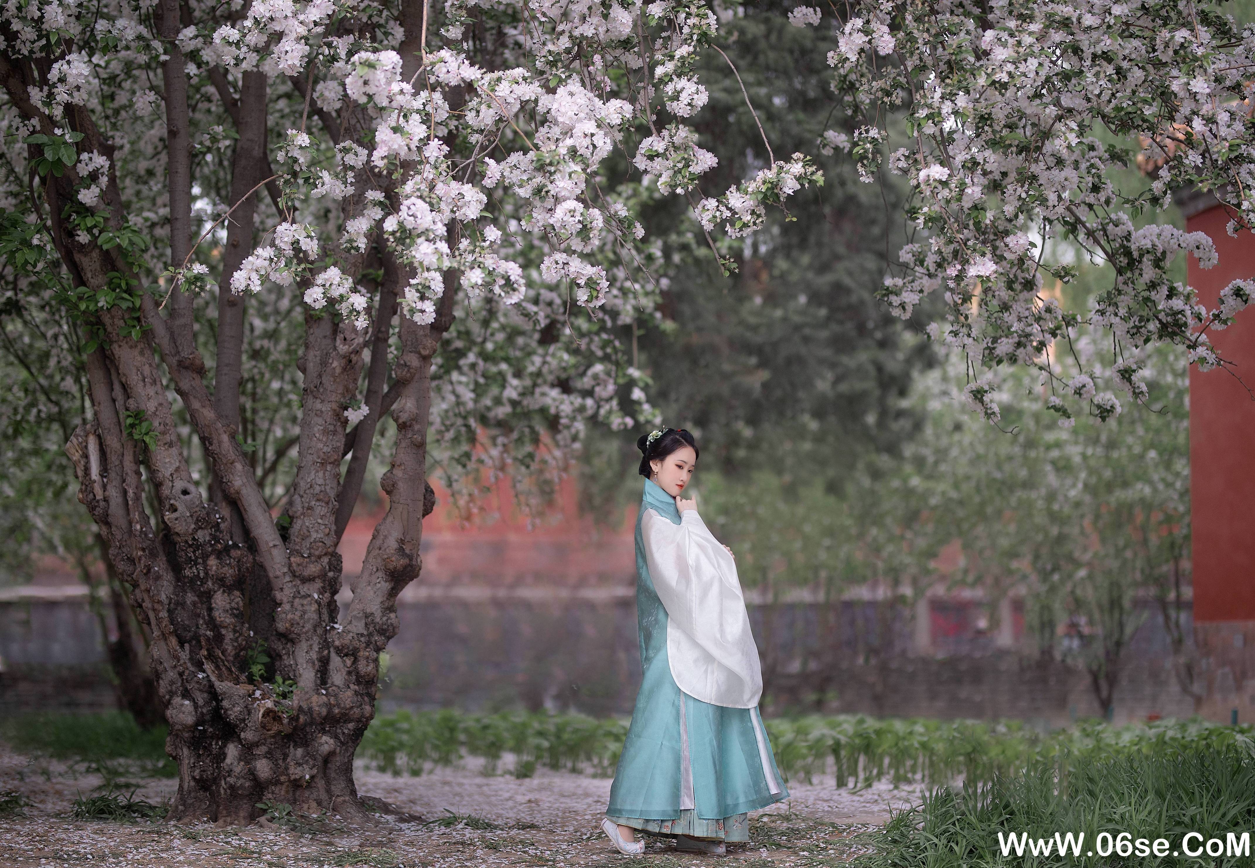 图片[20]-[YITUYU艺图语]2021.08.30 花想容 晴空[23+1P／453MB]-六色网