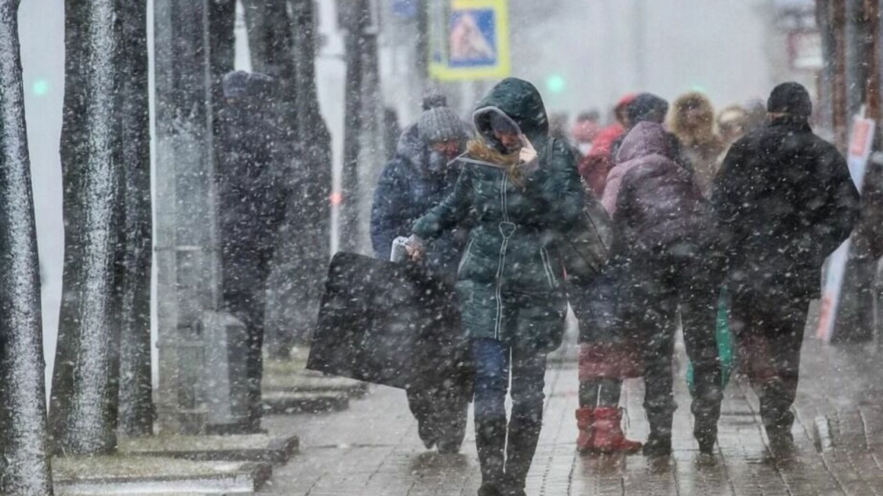 Снежный циклон надвигается на Хабаровск