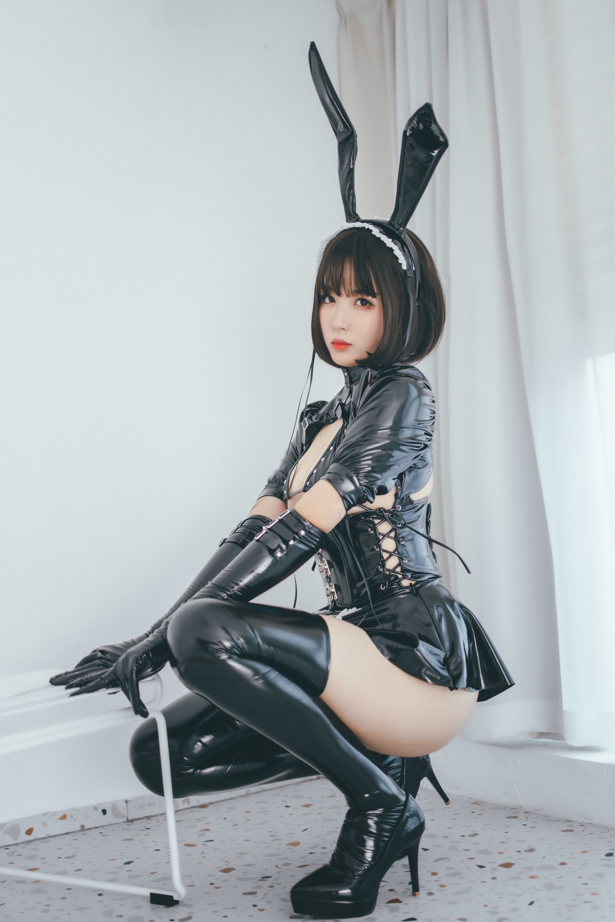 [轩萧学姐] 兔女郎女仆 1
