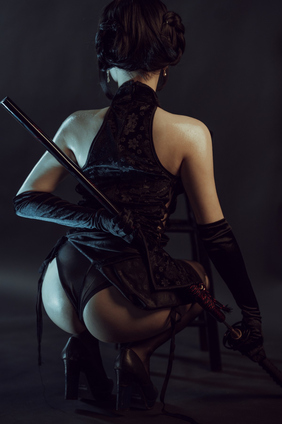 Cosplay 七月喵子 穿旗袍耍剑 22