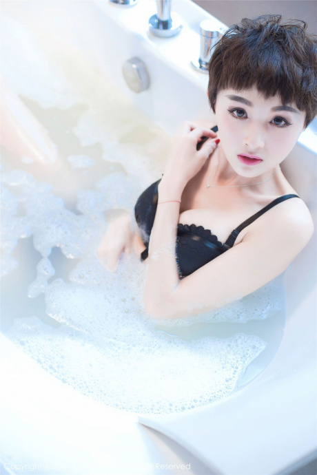 [Image: a6fab27dbea7a53c5594d.jpg]