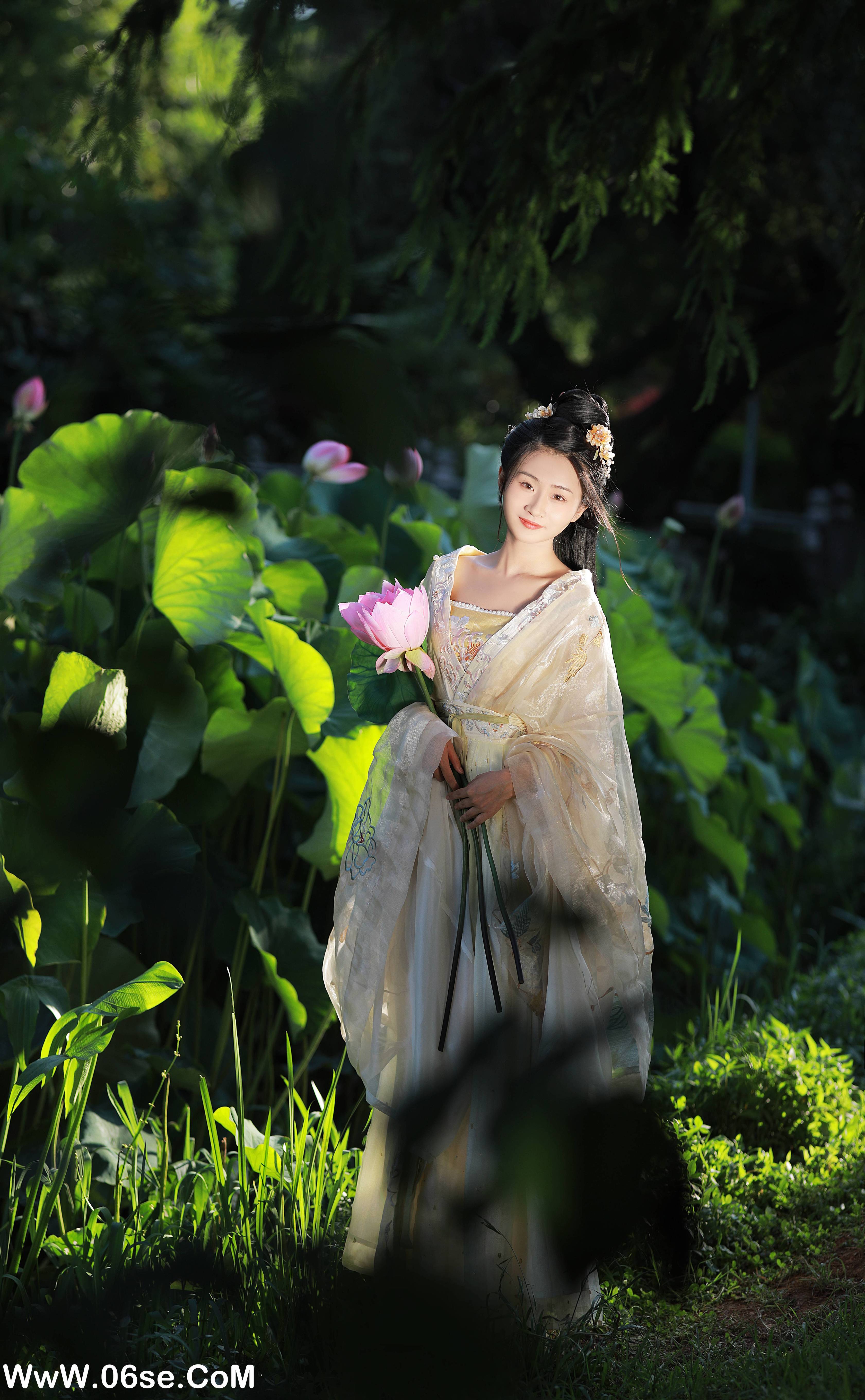 图片[5]-[YITUYU艺图语]2022.08.27 无清风 Y[29+1P／586MB]-六色网
