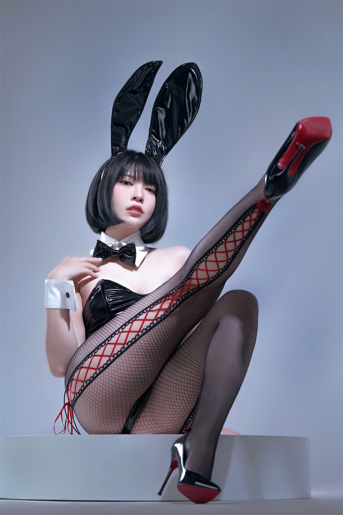 Cosplay 半半子 Bunny 26