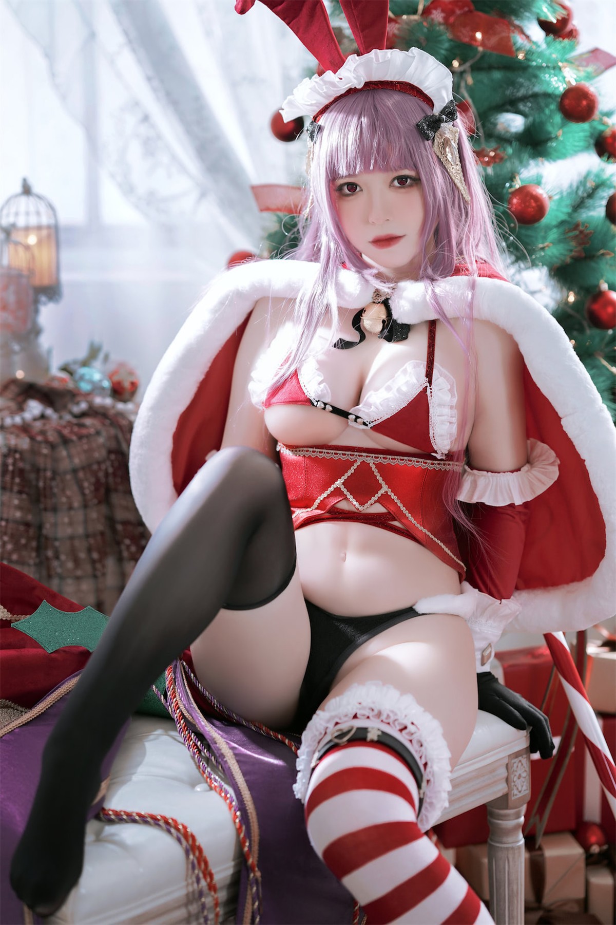 Cosplay 半半子 Christmas Bunny Aike 18