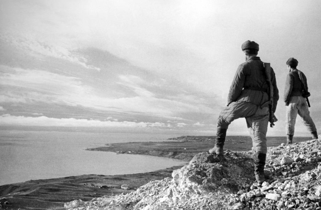 Фотография макса альперта. Макс Владимирович Альперт. Макс Альперт (1899-1980). Макс Альперт военный фотограф. Макс Владимирович Альперт фотографии.