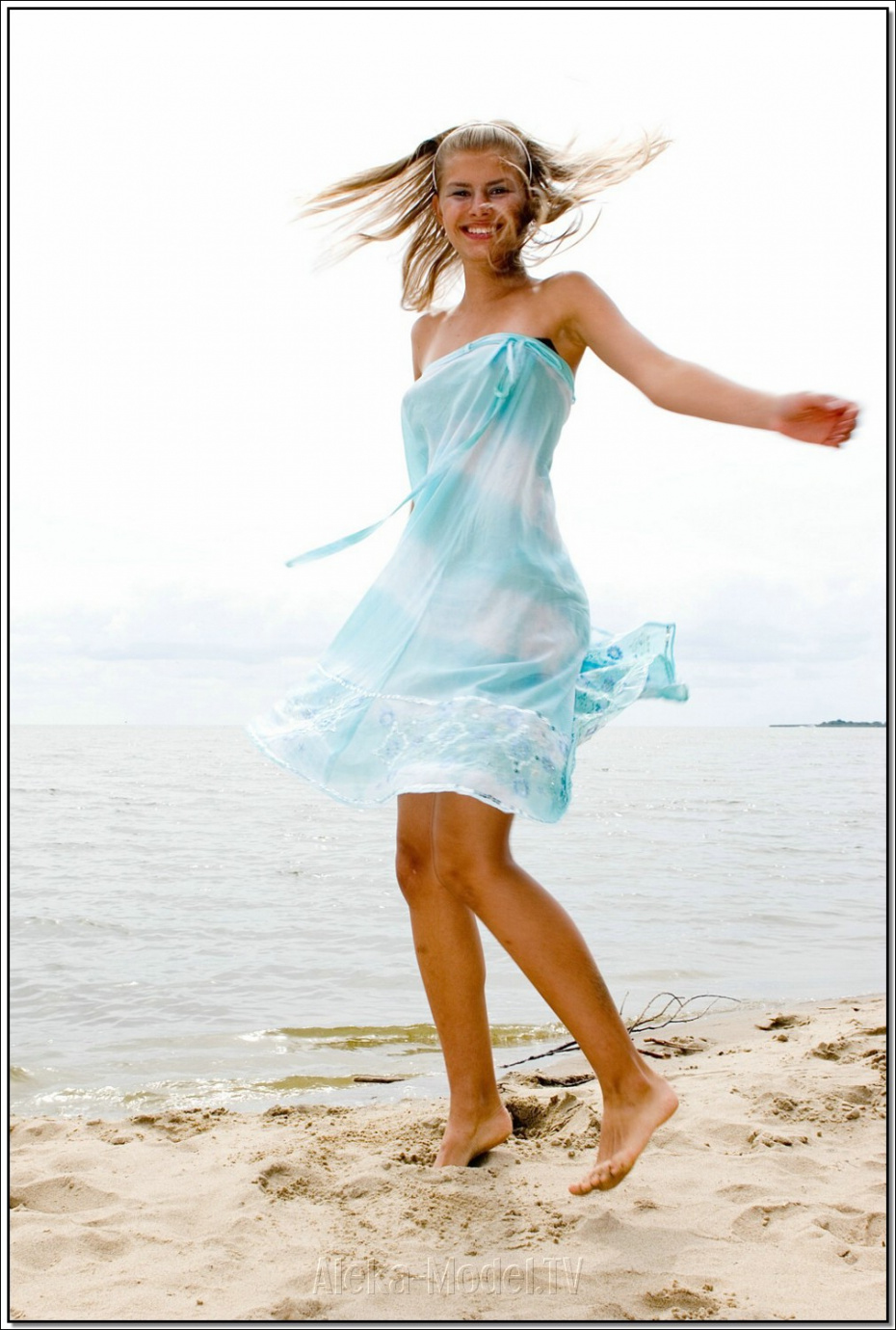 [Image: a862025f5d4f15e20afe3.jpg]