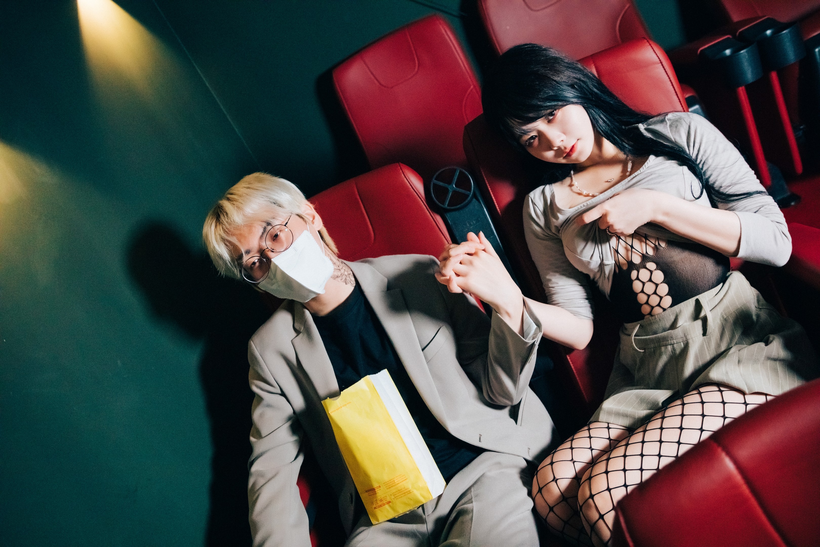 [LOOZY] Zia - xxx in the theater S.Ver 60