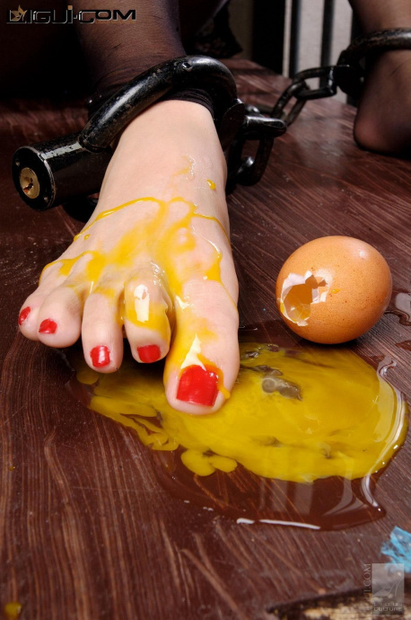 [Image: a8e98bcd13ec6c378d459.jpg]