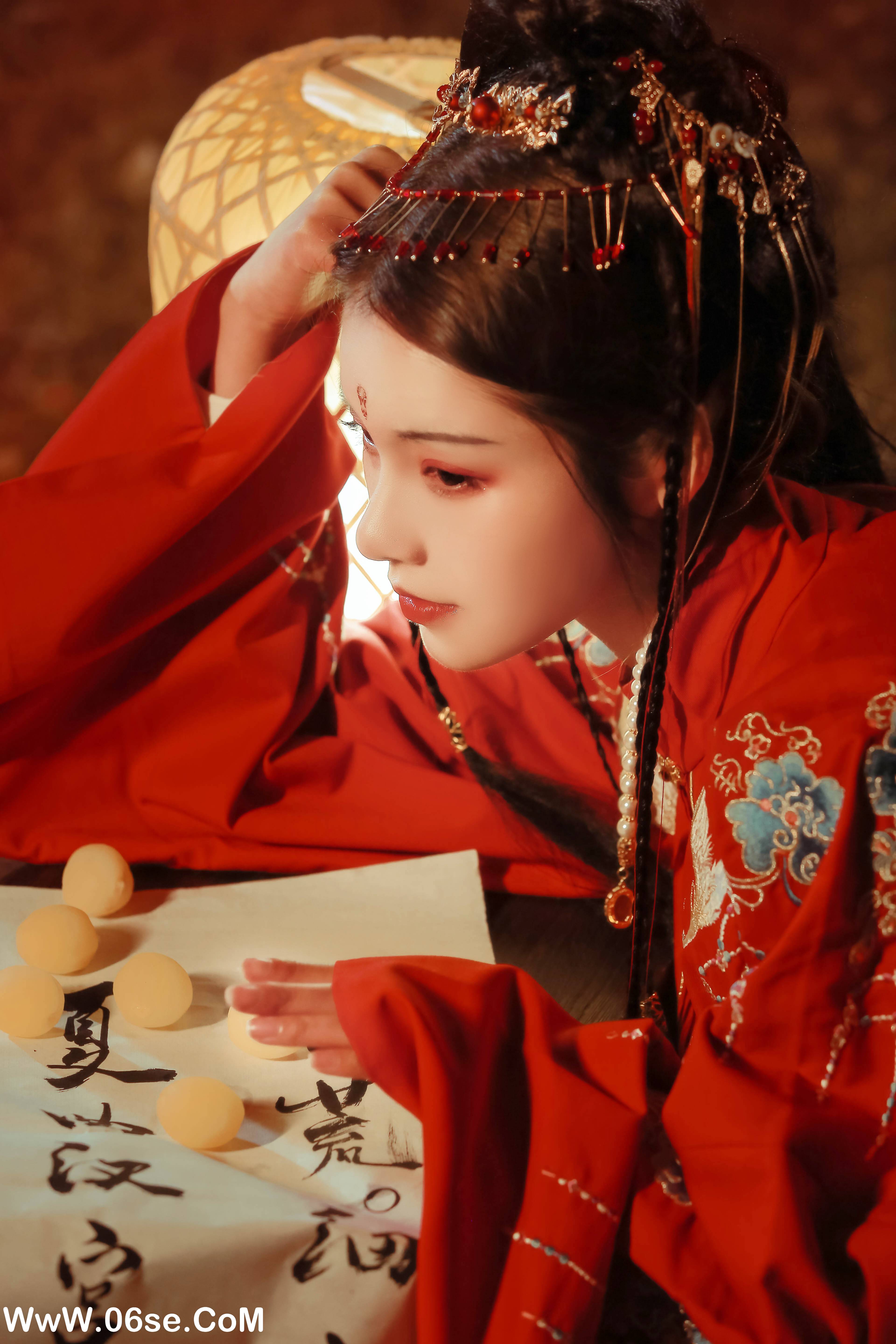 图片[31]-[YITUYU艺图语]2022.11.28 莫将圆相换眉颦 阿里马马掌门人[31+1P／144MB]-六色网