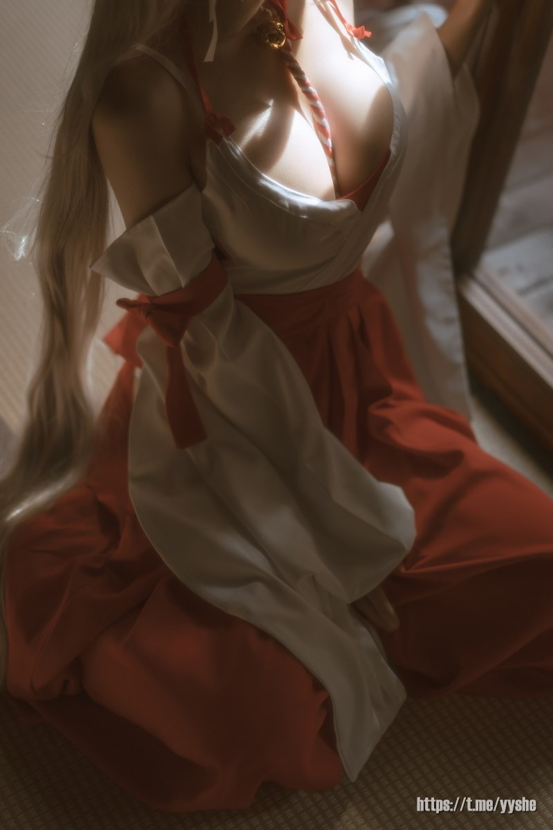 [Cos]蠢沫沫 - 可畏 巫女 [55P] 31