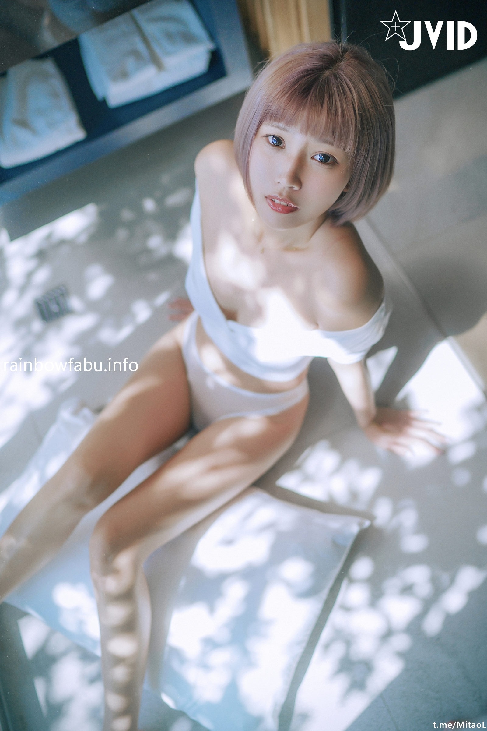 JVID唯美情色艺术尤物 果宝宝 未曾谋面的网恋小女友 洞洞装湿身诱惑 美乳激凸紧致嫩穴 174P 32