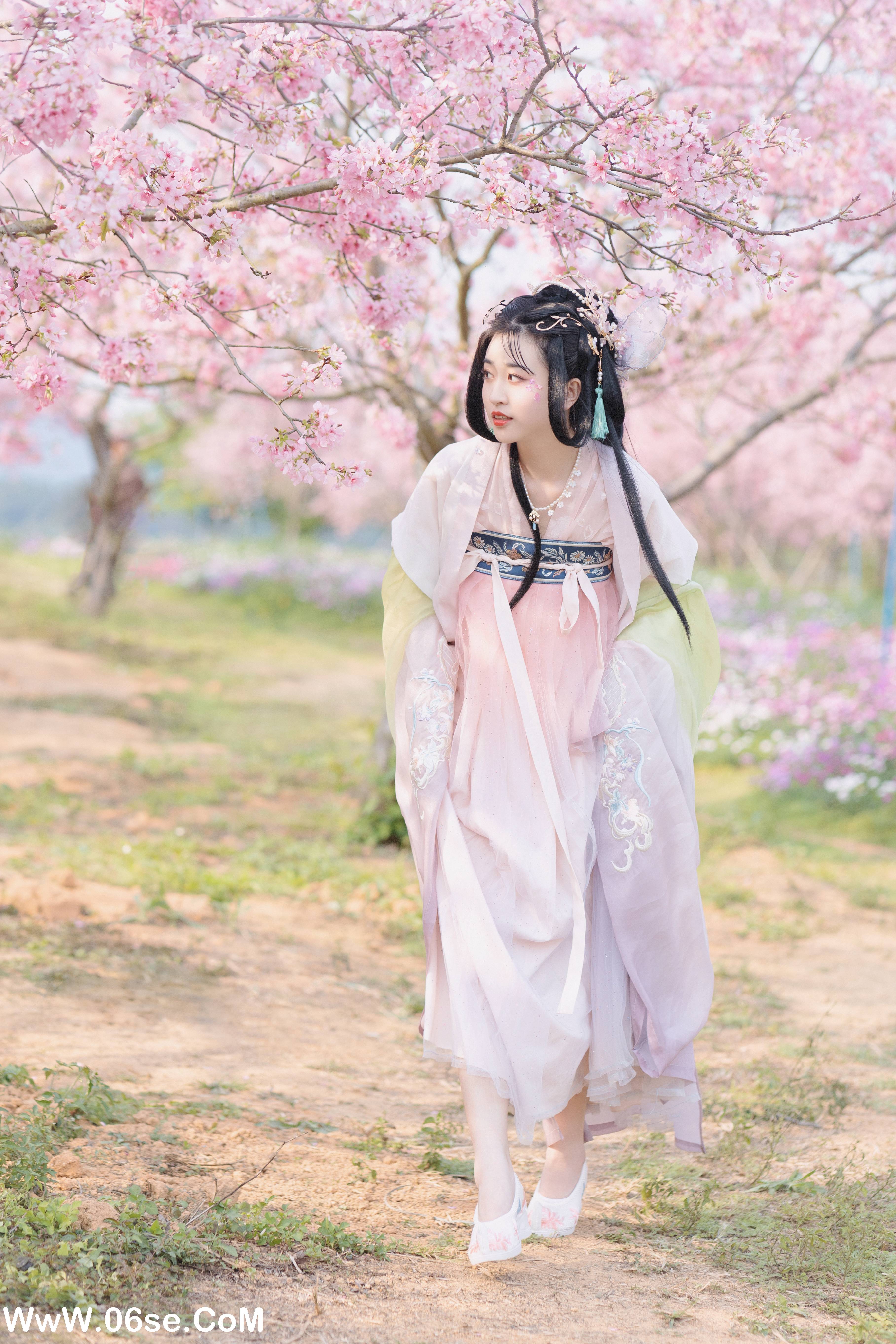 图片[14]-[YITUYU艺图语]2022.10.11 樱 琼_娜[46+1P／517MB]-六色网