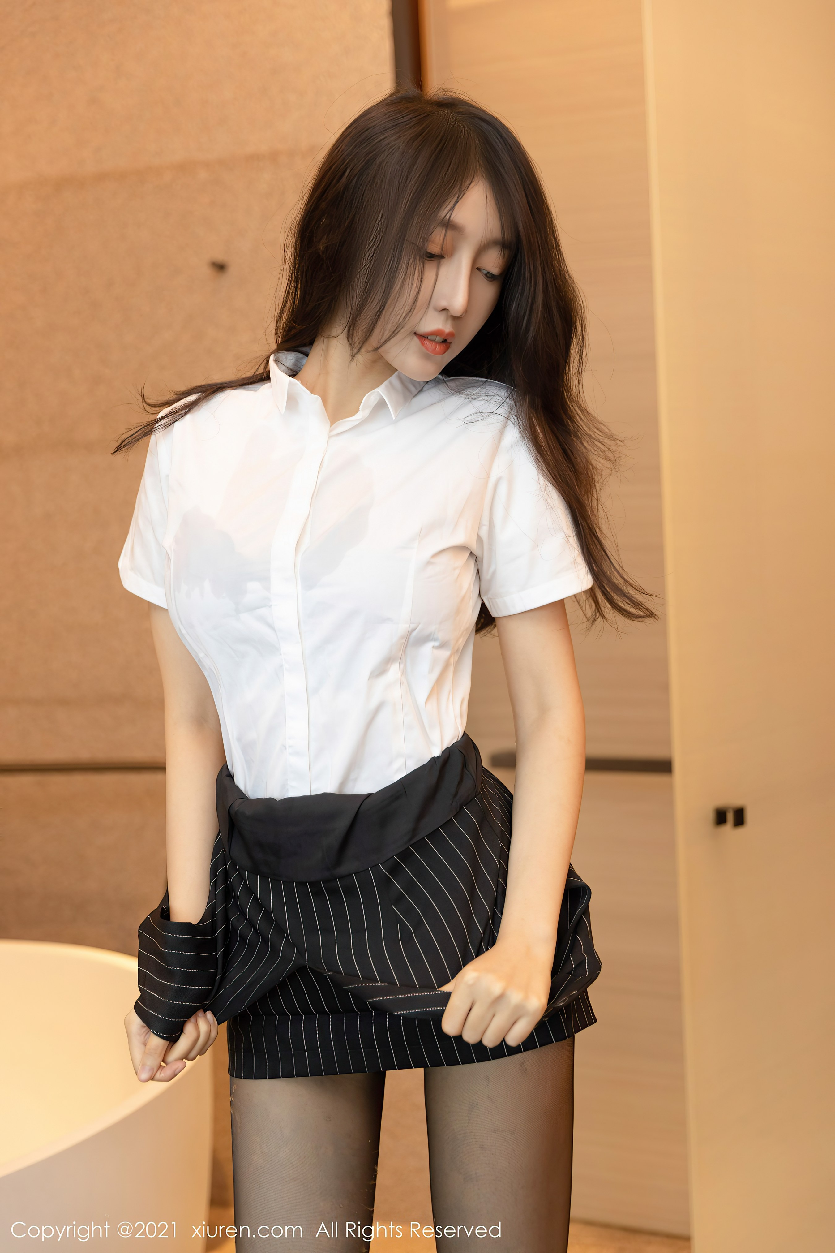 [XIUREN] No.3679  玥儿玥er  63P 34