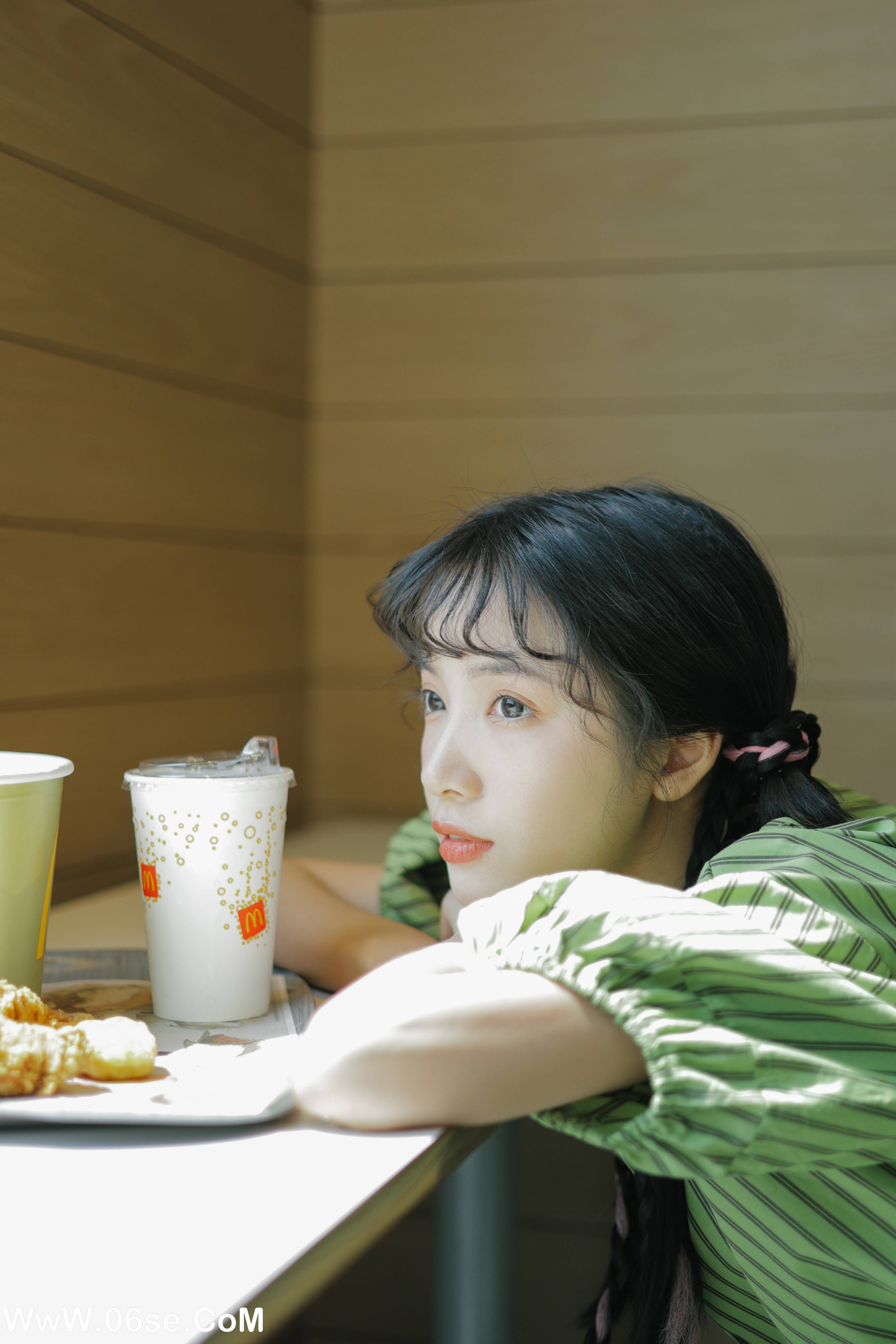 图片[25]-[YITUYU艺图语]2022.08.02 夏日女友 一只阿梦崽[41+1P／308MB]-六色网