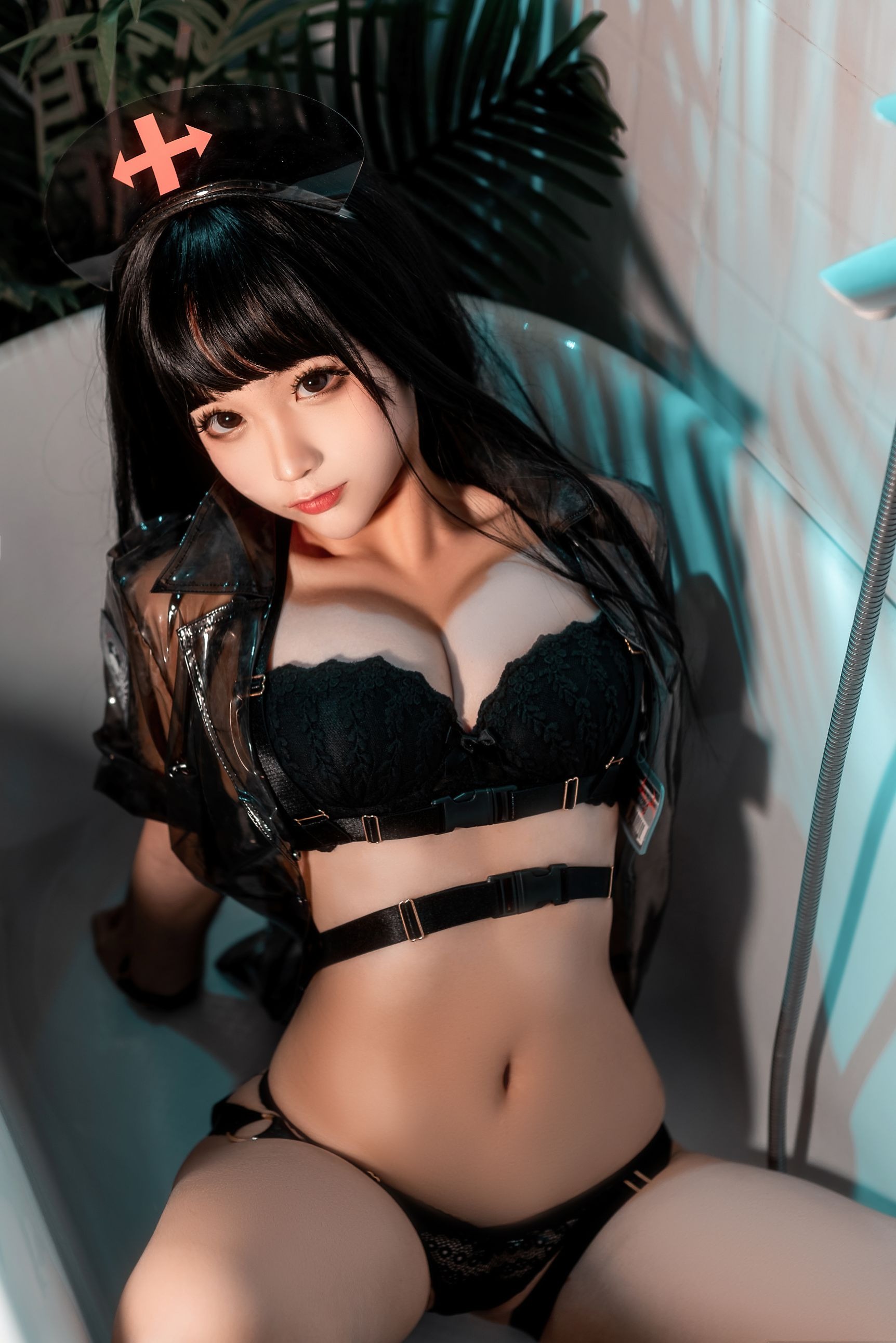 蠢沫沫-胶衣护士 黑 [40P] 11