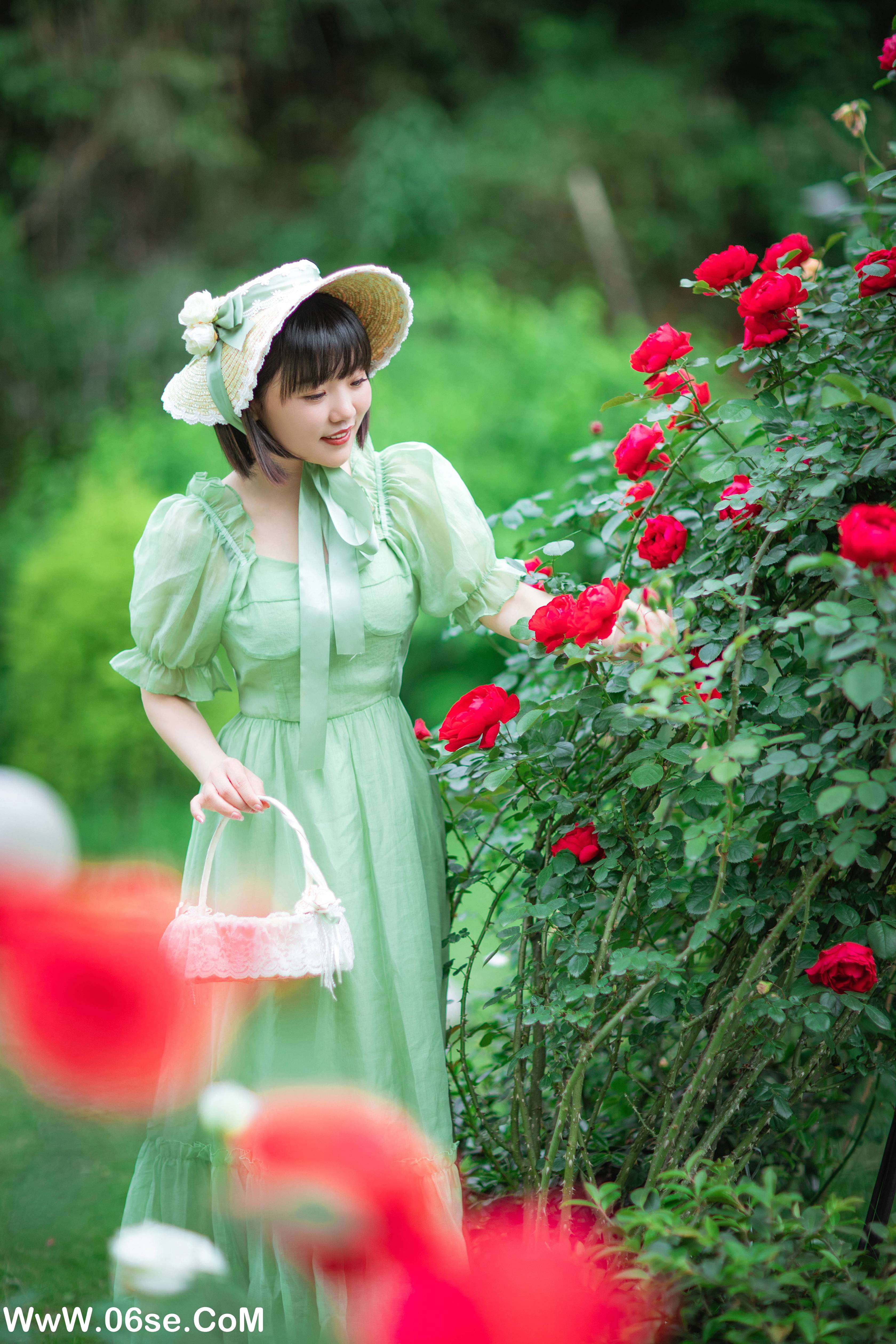 图片[9]-[YITUYU艺图语]2022.08.12 蔷薇花开 冬琴[19+1P／347MB]-六色网