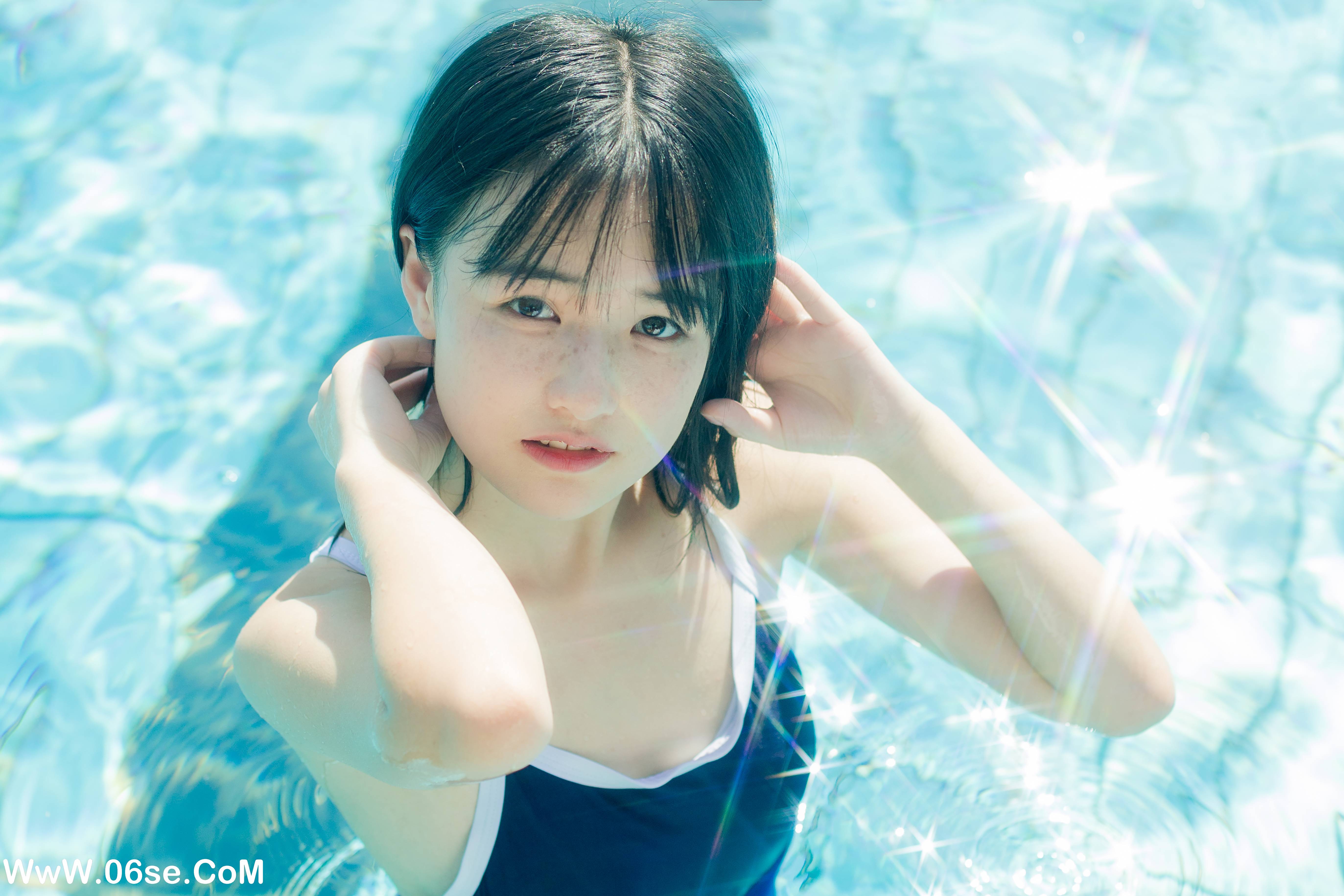 图片[30]-[YITUYU艺图语]2022.10.06 水也会融化吗 小怡妹妹cute[32+1P／309MB]-六色网
