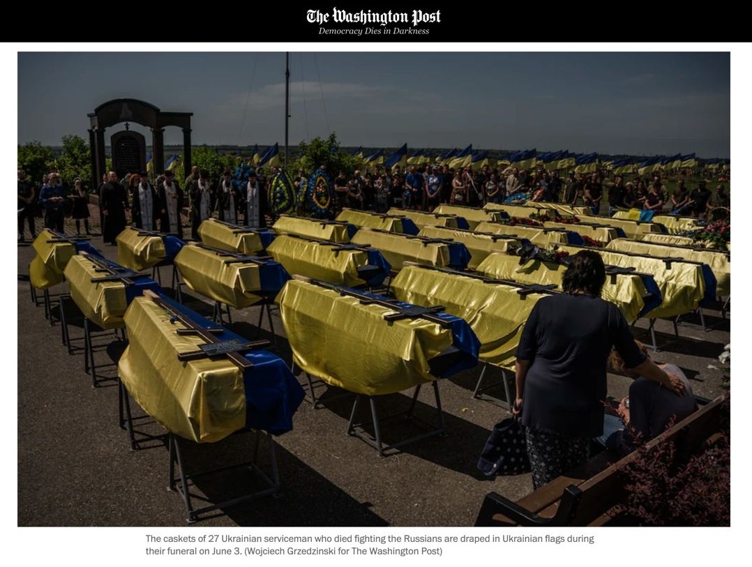 Огромные потери украины. Кладбище украинских солдат на Украине. Украинские могилы солдат ВСУ.