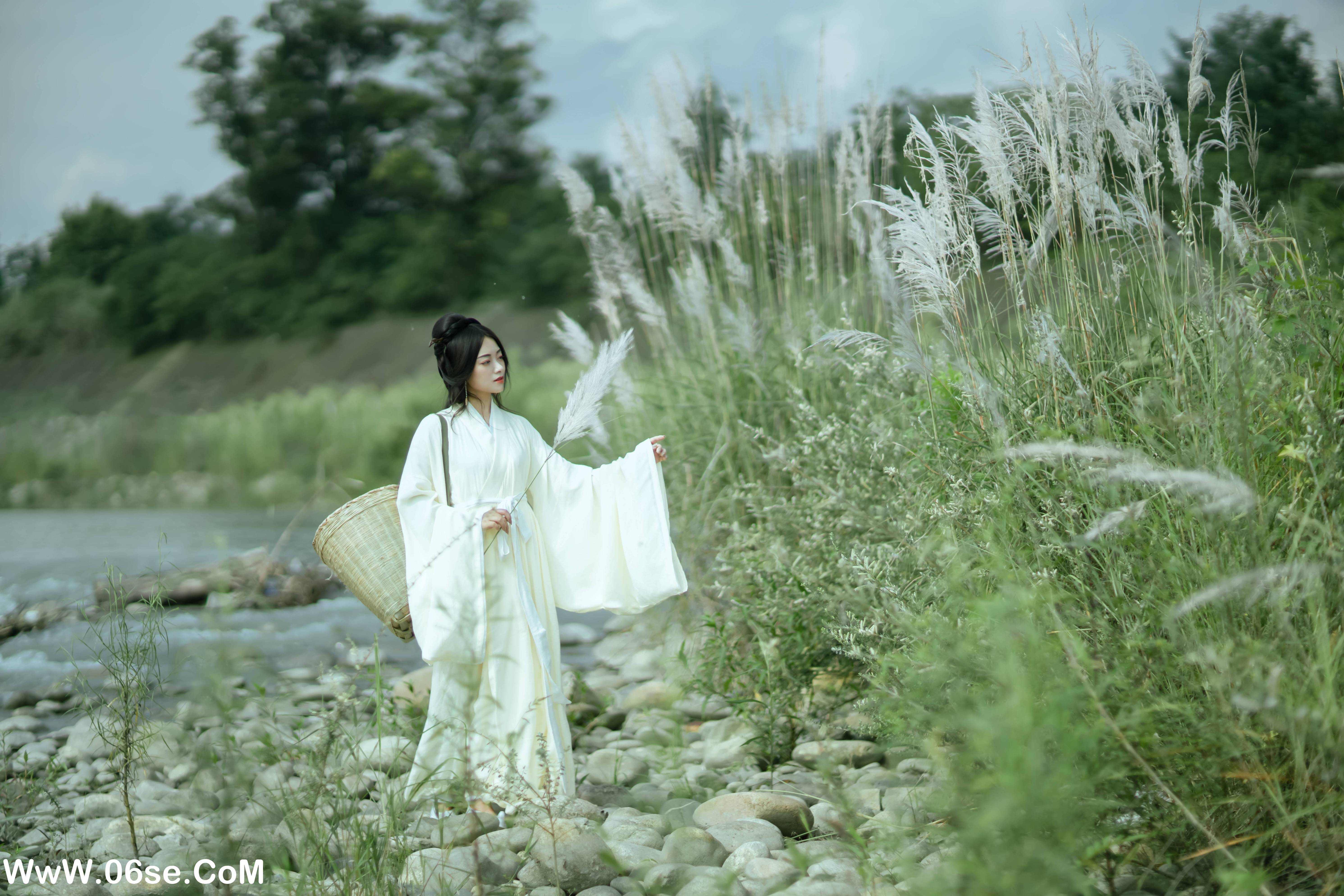 图片[12]-[YITUYU艺图语]2022.01.05 芦花漫 陌颜[29+1P／387MB]-六色网