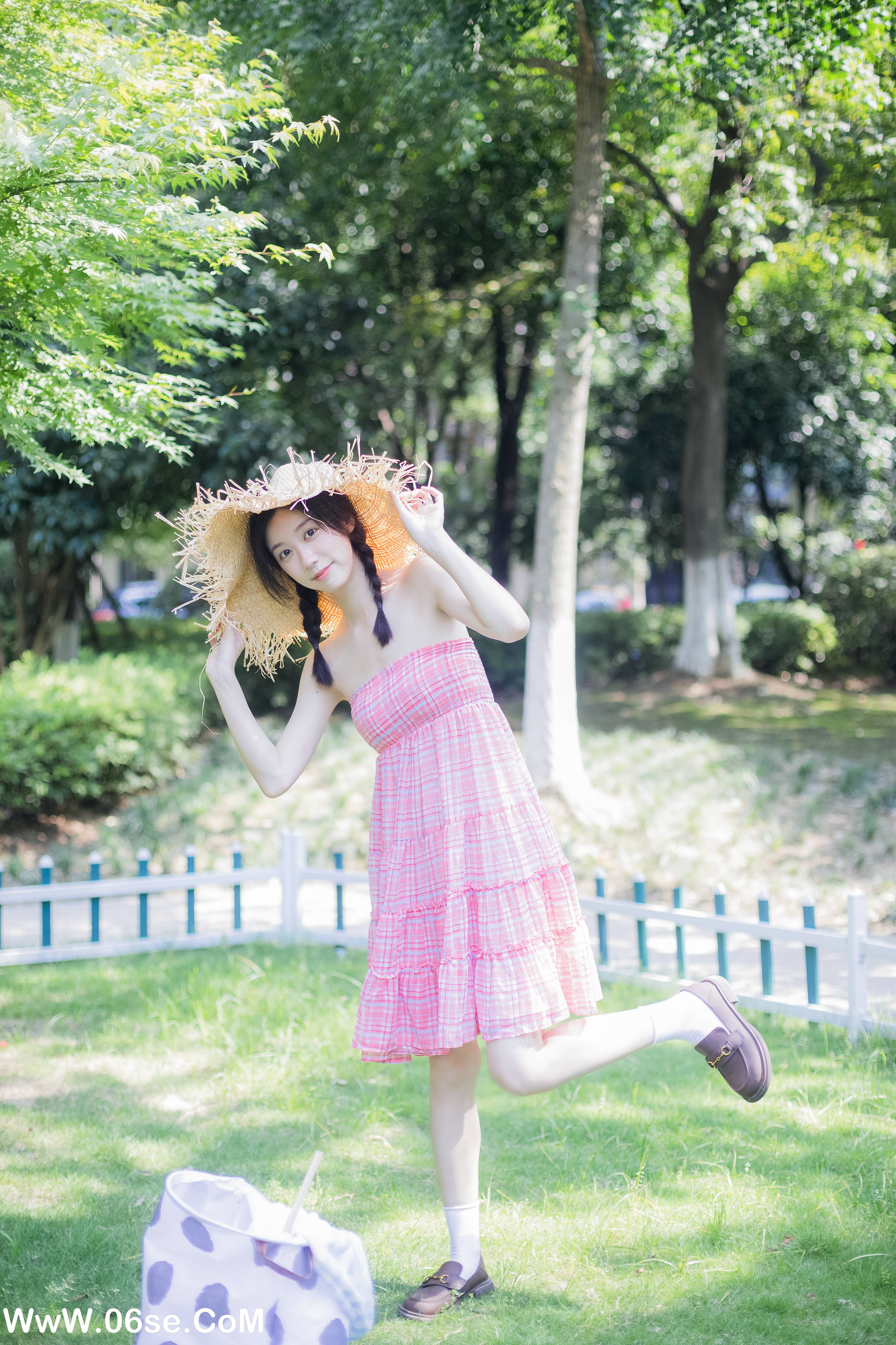 图片[30]-[YITUYU艺图语]2022.07.19 今日天气晴 饲猫少女-[41+1P／433MB]-六色网