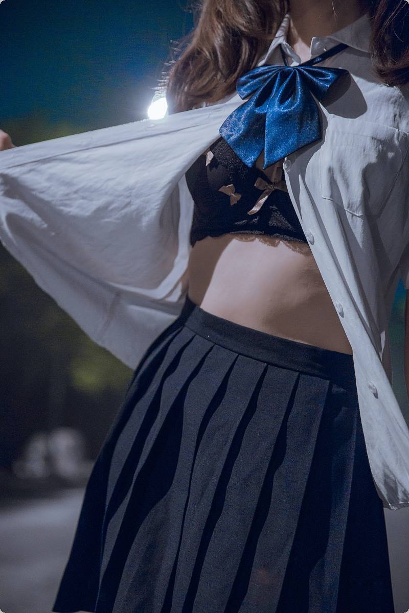 [福利姬]小鸟酱 - pure black outdoor [42P+2V] 23