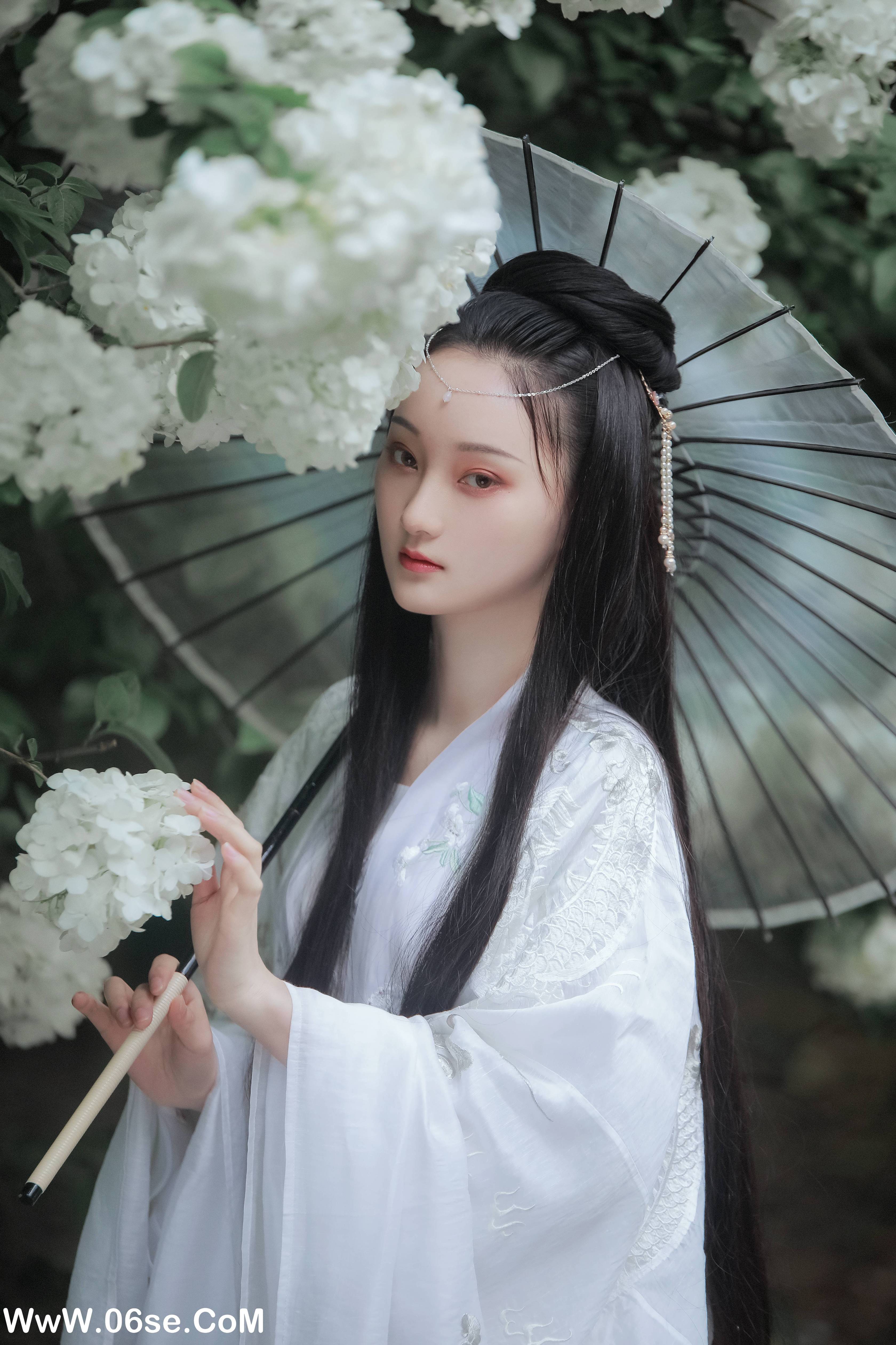 图片[22]-[YITUYU艺图语]2022.06.15 琼花并貌 云之是小狐狸吖[22P-495.57MB]-六色网