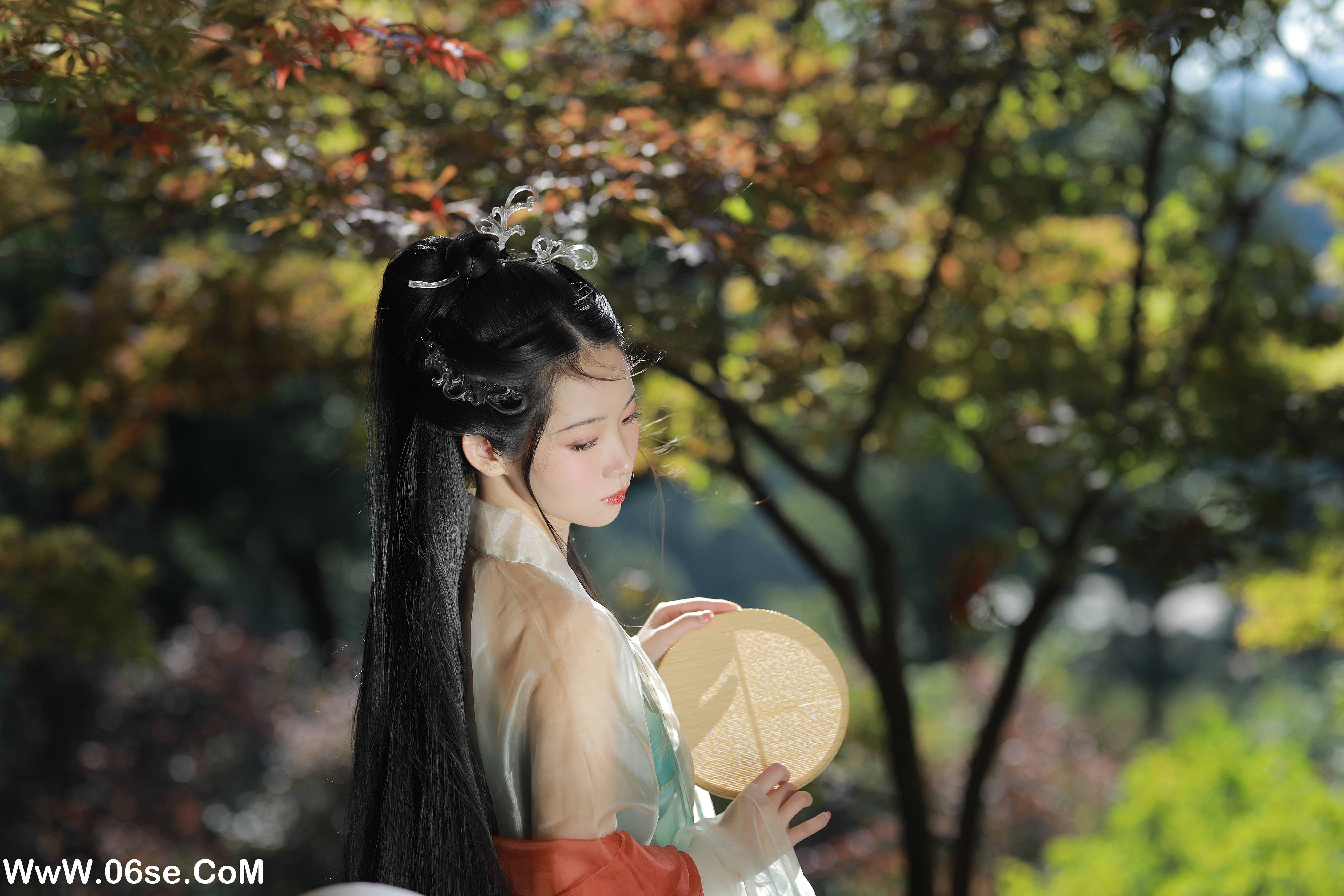 图片[11]-[YITUYU艺图语]2022.12.04 休言万事转头空 落花人独立[33+1P／708MB]-六色网