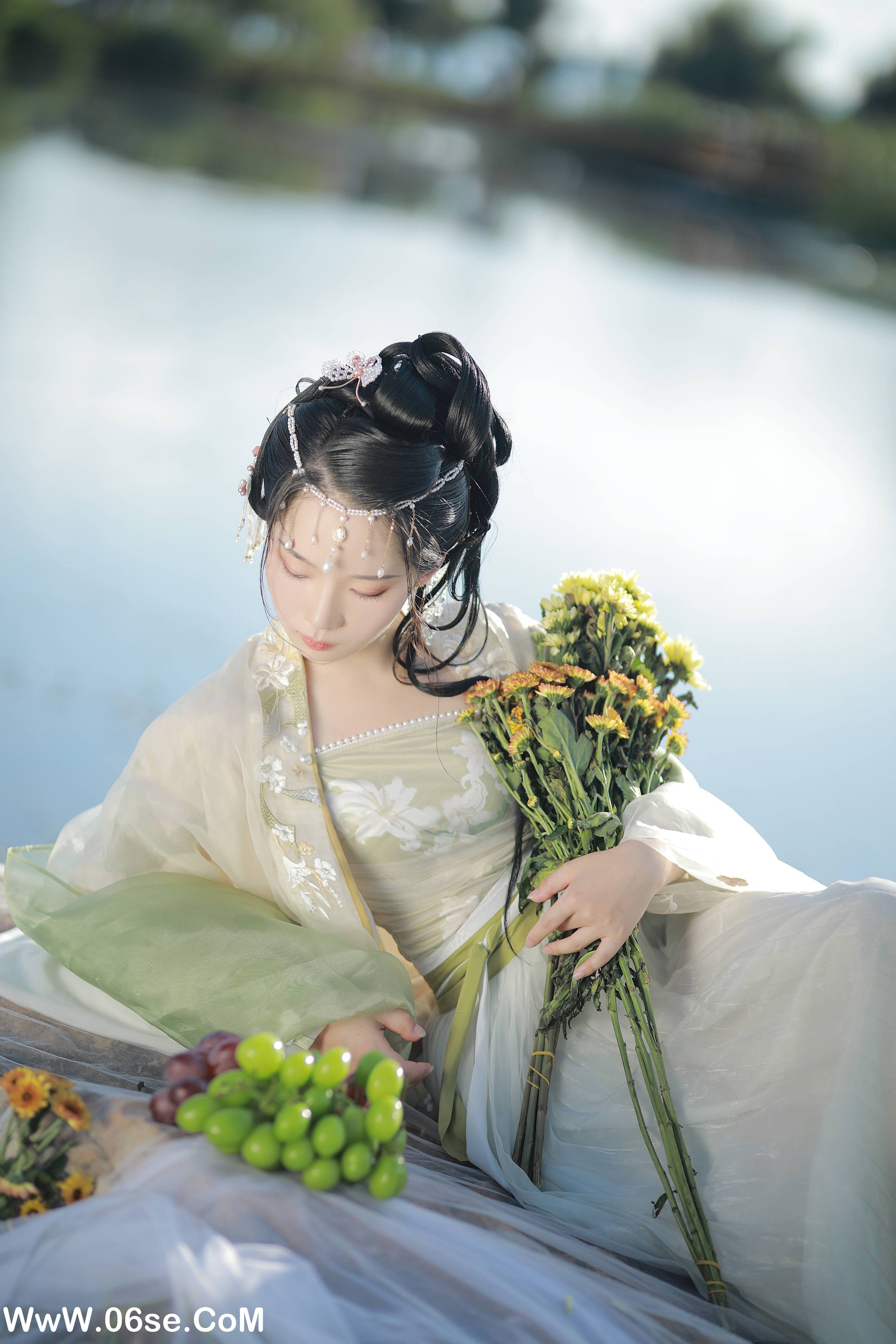 图片[30]-[YITUYU艺图语]2022.09.30 夏日长 落花人独立[35+1P／644MB]-六色网