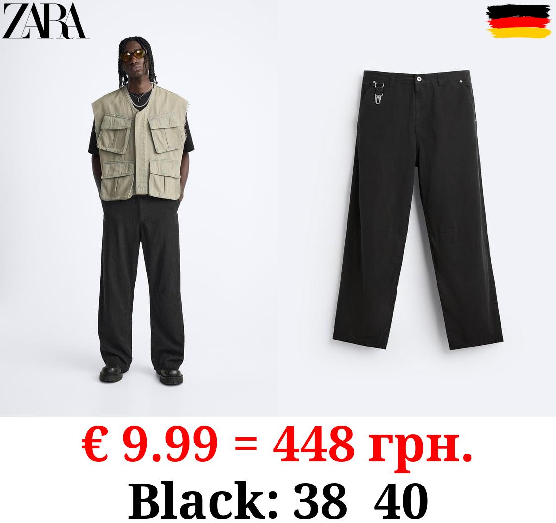 STRAIGHT-LEG TROUSERS WITH KEY RING