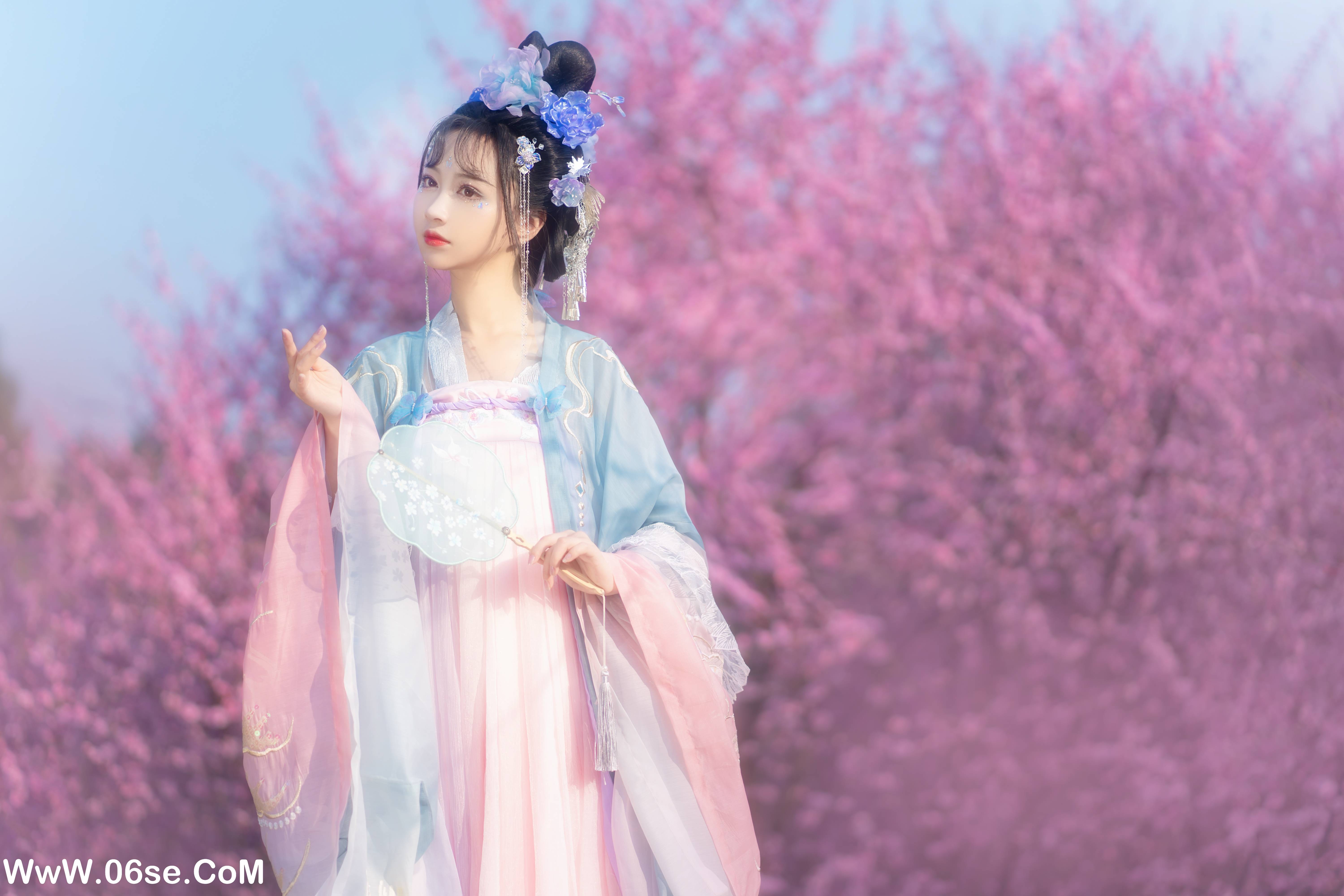 图片[25]-[YITUYU艺图语]2022.11.28 玲珑 -绮罗生的小苏苏-[34+1P／277MB]-六色网