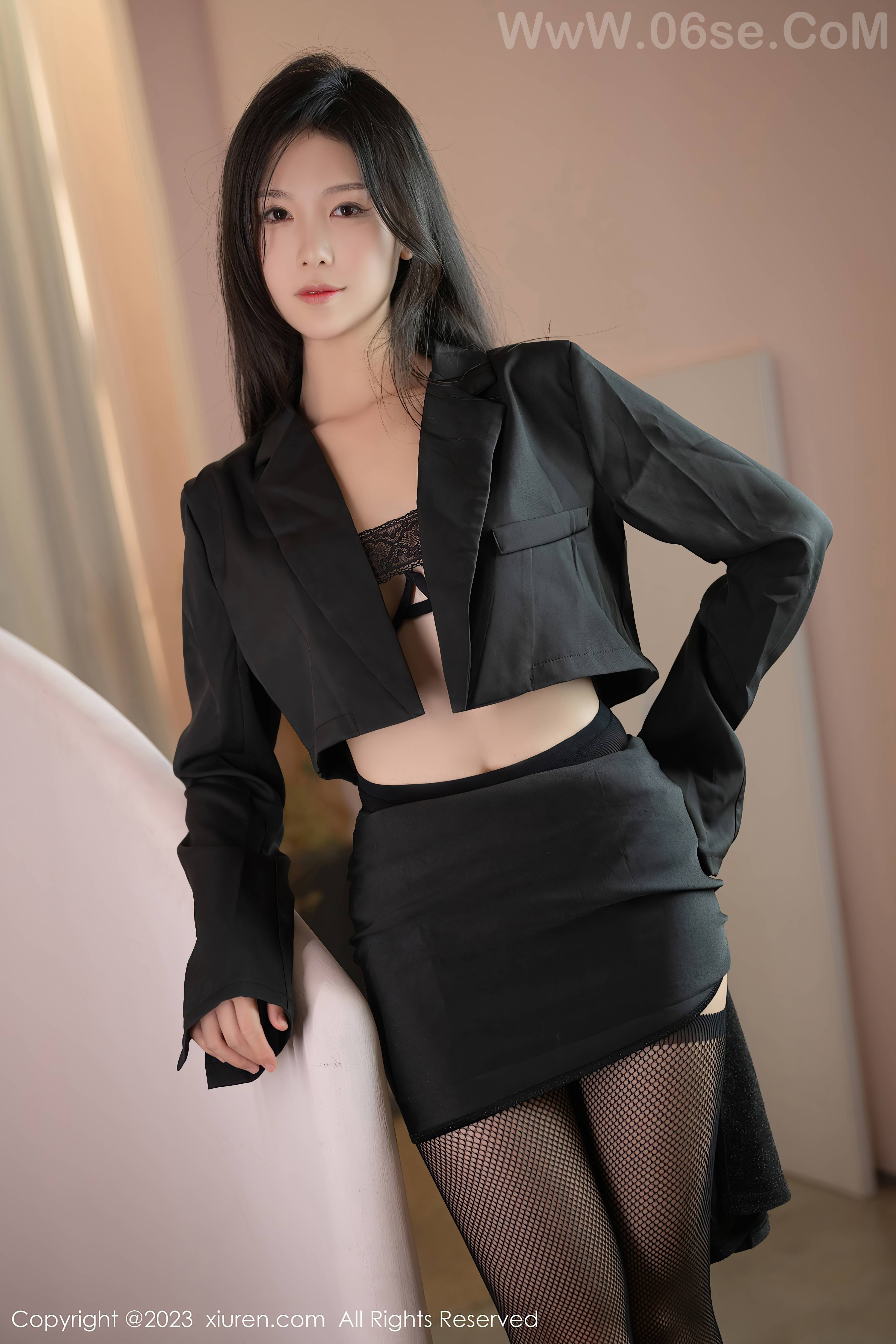 图片[2]-[Xiuren秀人网]2023.08.02 NO.7175 利世[44+1P／403MB]-六色网