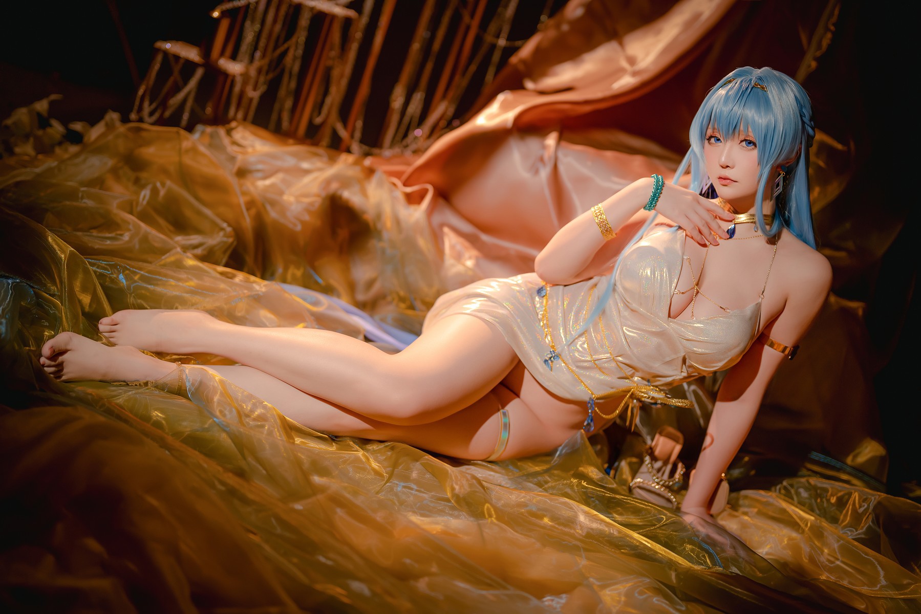 Cosplay 星之迟迟Hoshilily Nikke-海伦 33