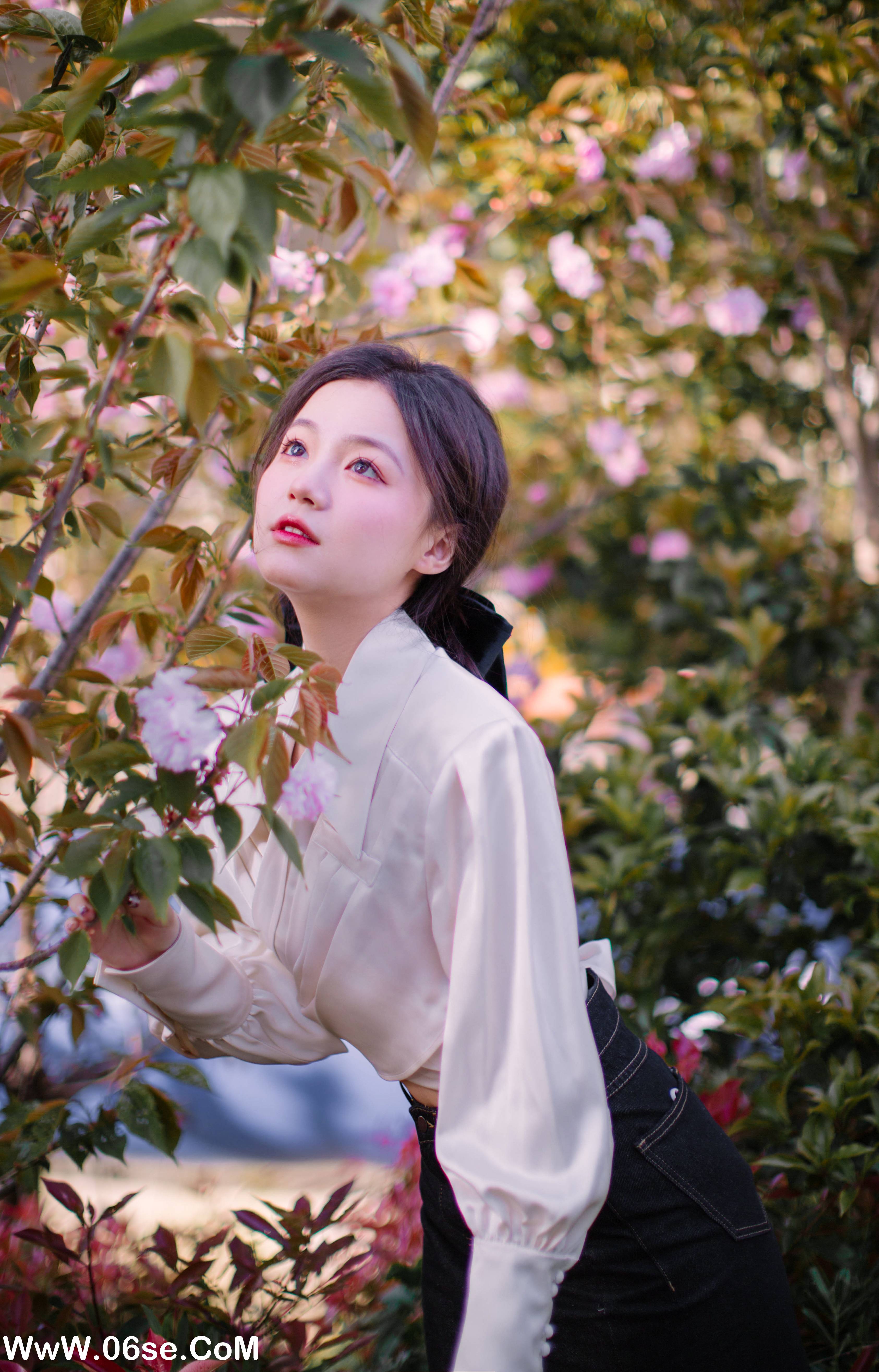 图片[3]-[YITUYU艺图语]2022.07.13 花宴 夏芸是只小考拉[21+1P／203MB]-六色网