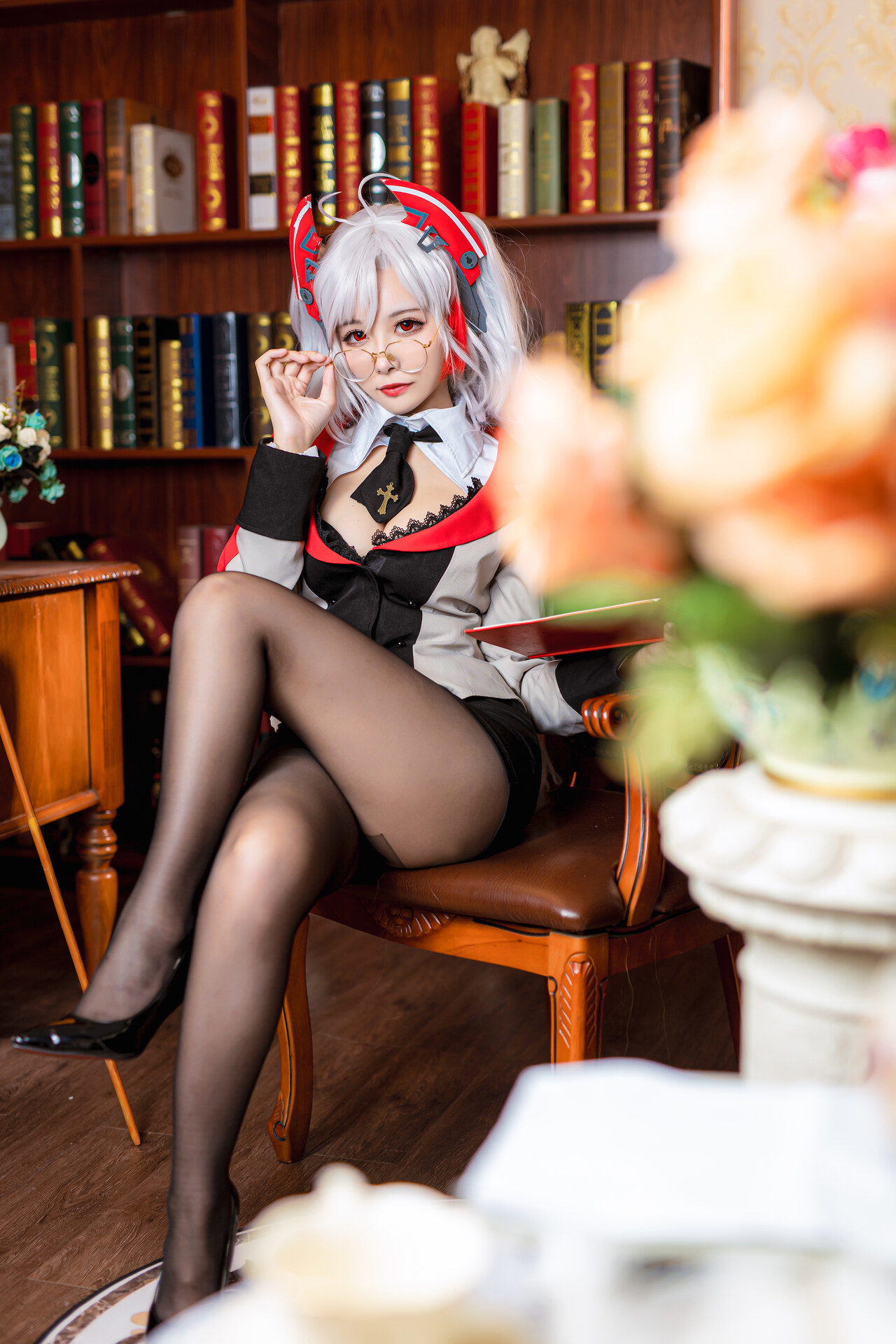 [Momoko葵葵] Prinz Eugen 欧根亲王 Teacher Ver. 3