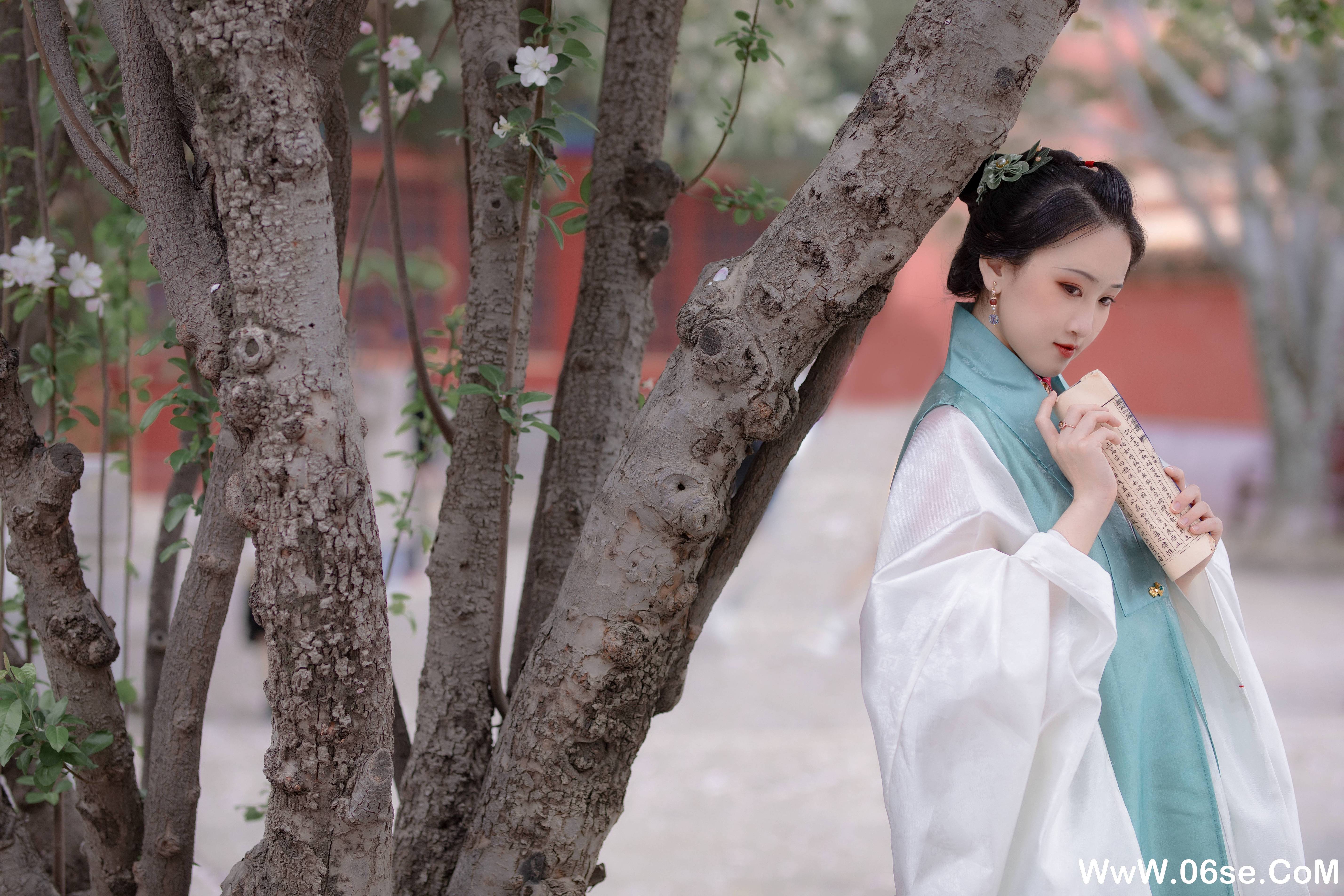 图片[10]-[YITUYU艺图语]2021.08.30 花想容 晴空[23+1P／453MB]-六色网