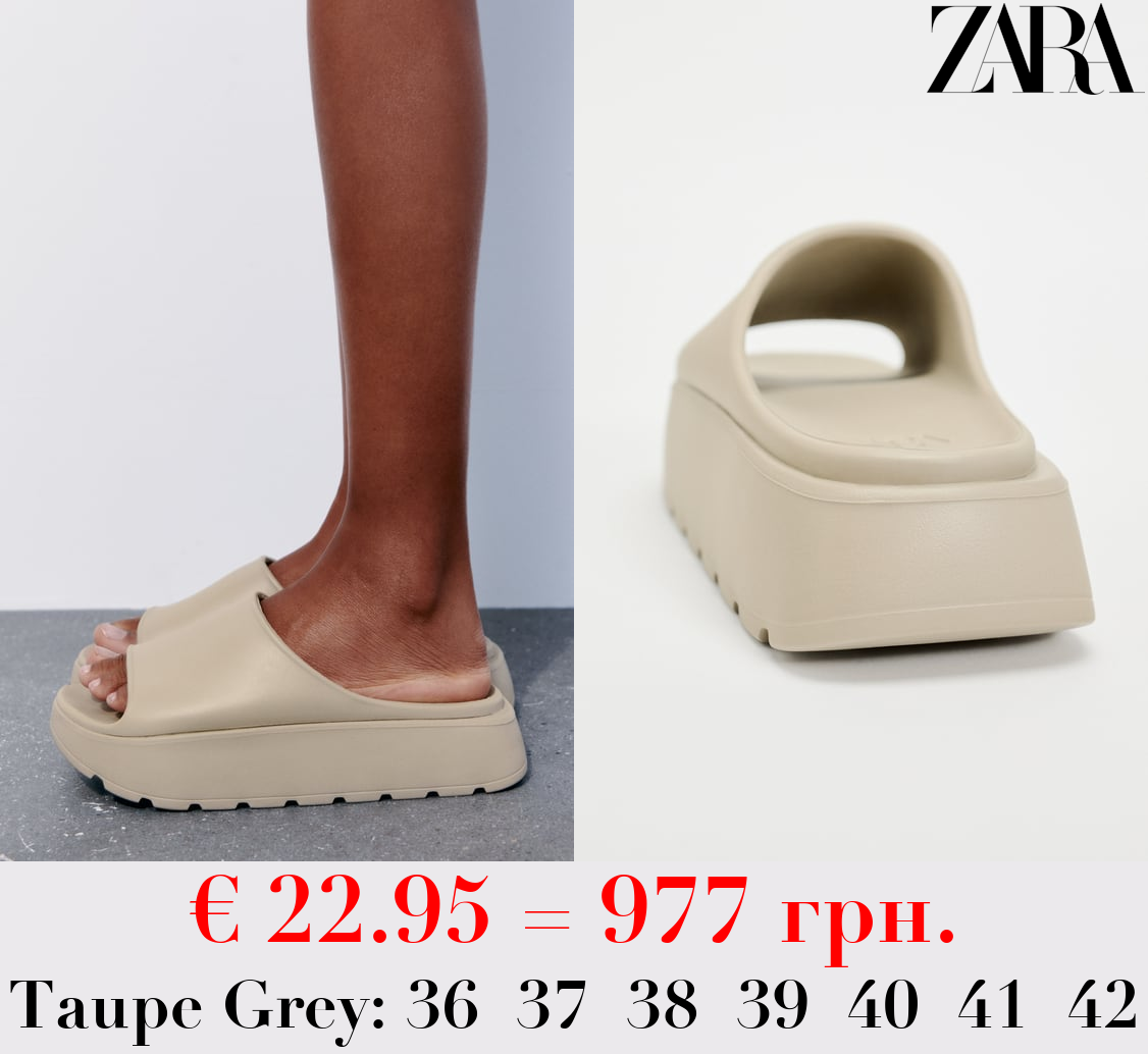 RUBBERISED FLATFORM SANDALS