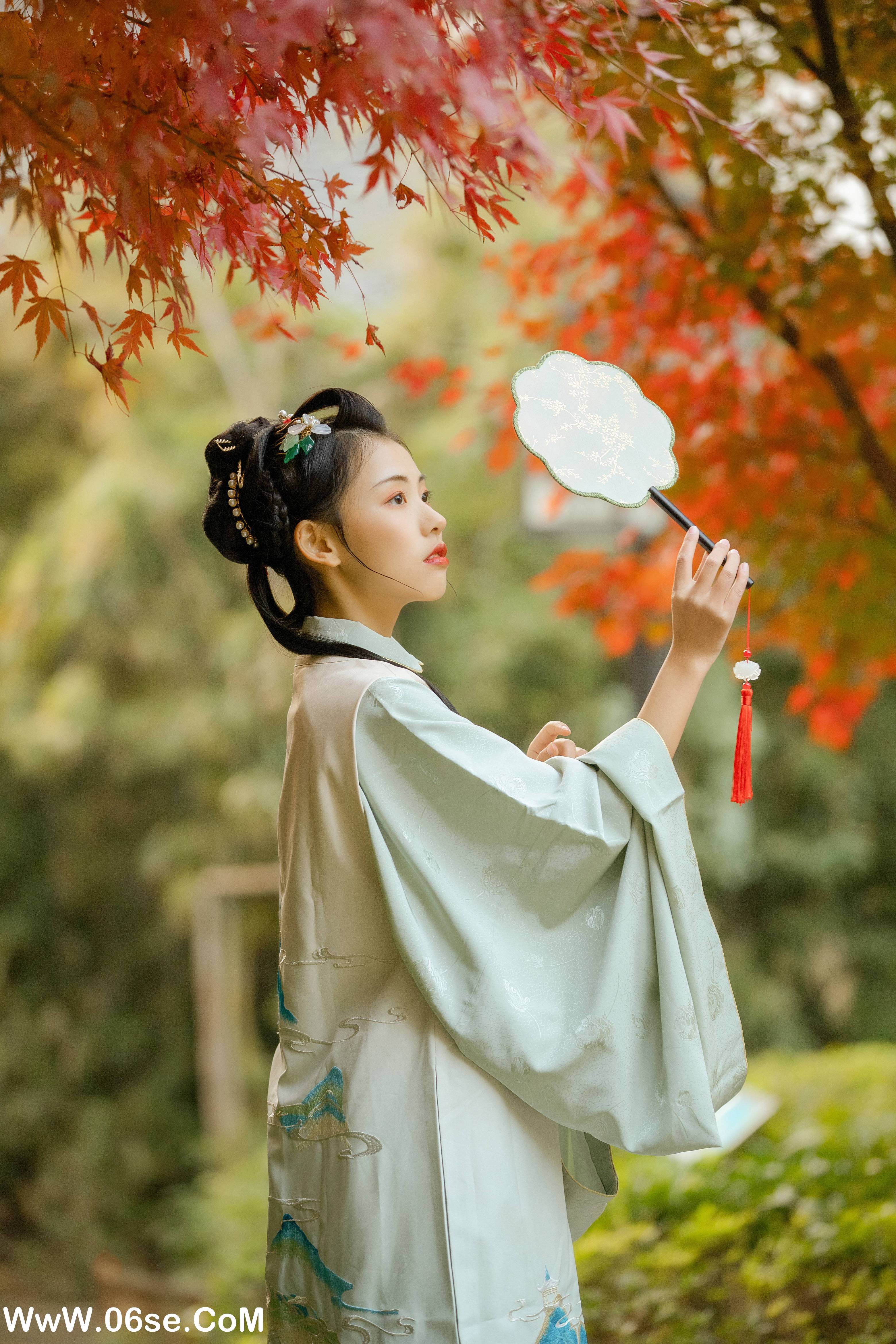 图片[14]-[YITUYU艺图语]2022.08.28 春雨杏花急急落 日落欣橙[26P／422MB]-六色网