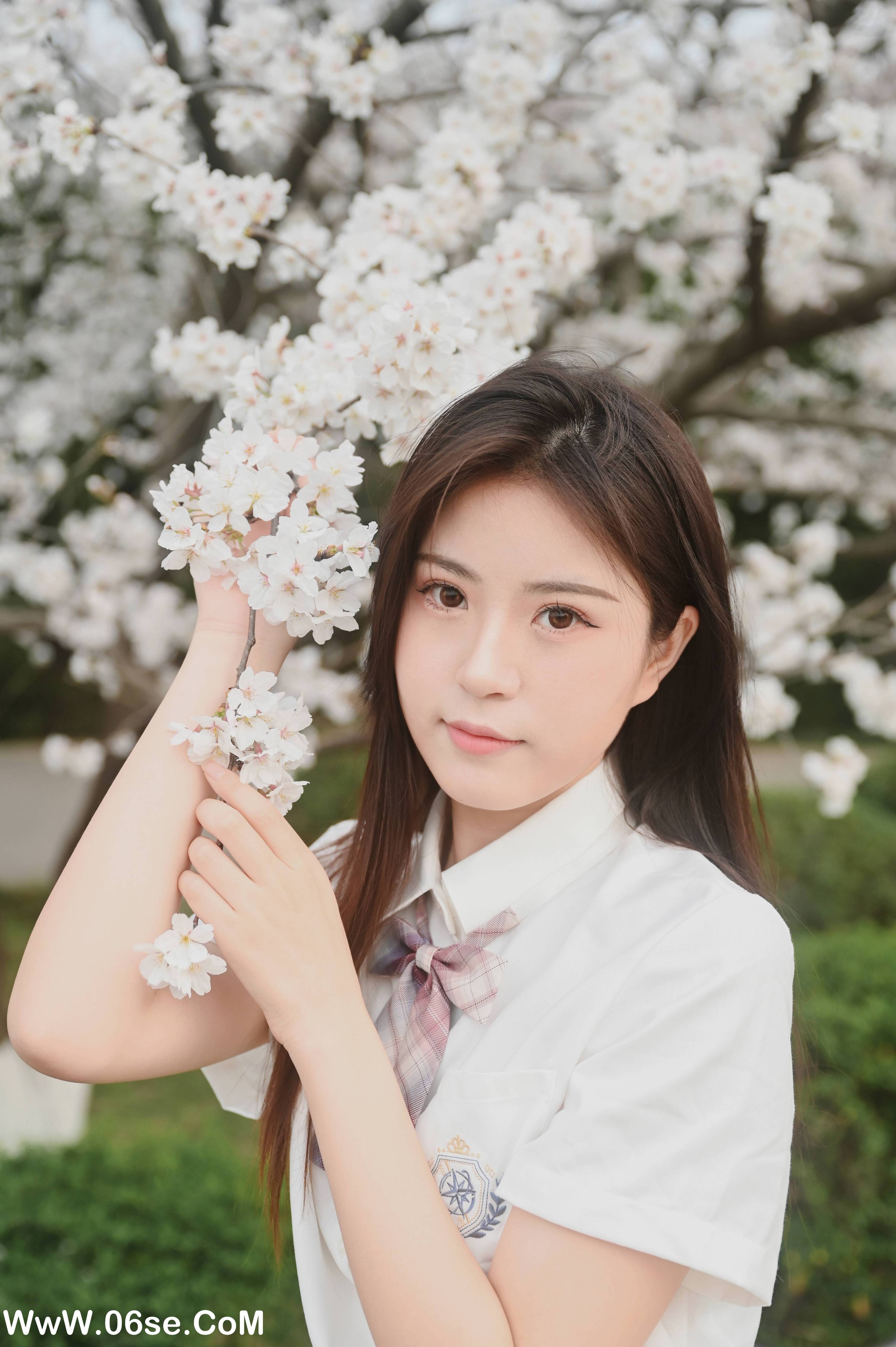 图片[5]-[YITUYU艺图语]2022.10.17 樱花色的天空下 琪琪[28+1P／269MB]-六色网