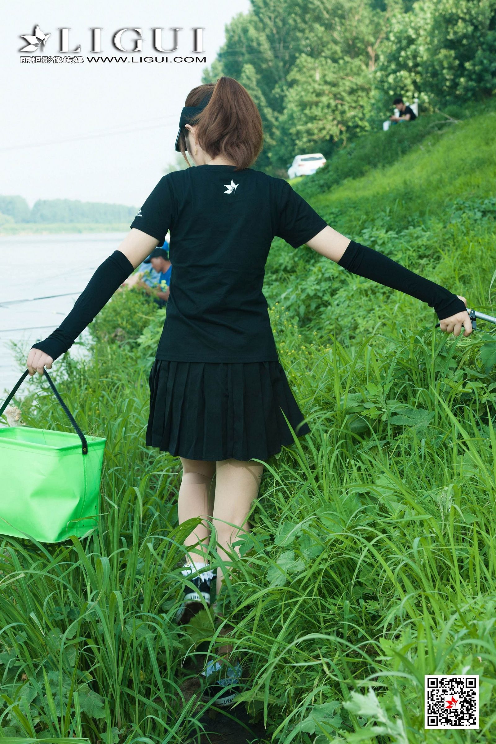 [Image: ac745a7d07f59db6ce69c.jpg]