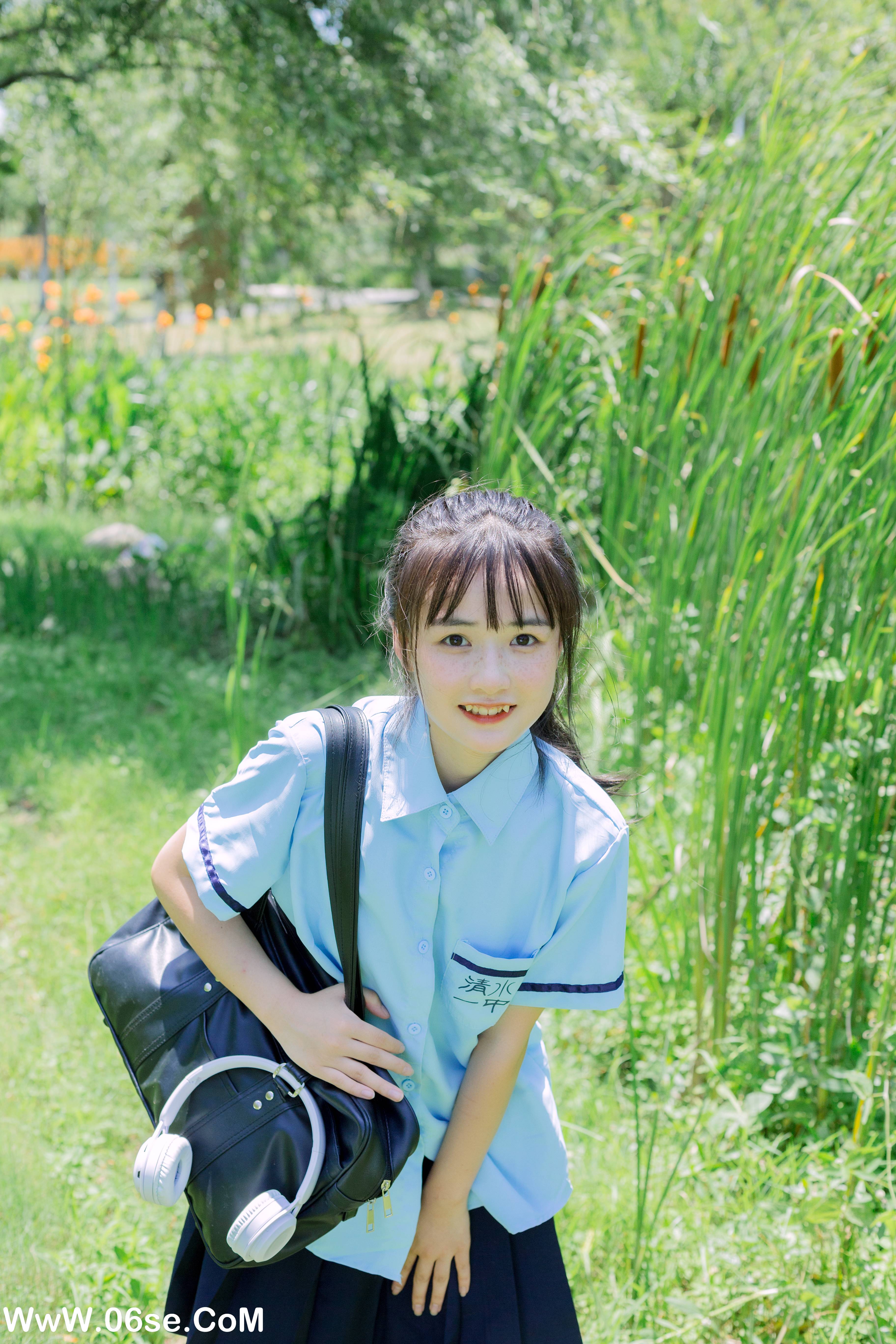 图片[17]-[YITUYU艺图语]2022.08.23 风的味道 小怡妹妹cute[33+1P／356MB]-六色网