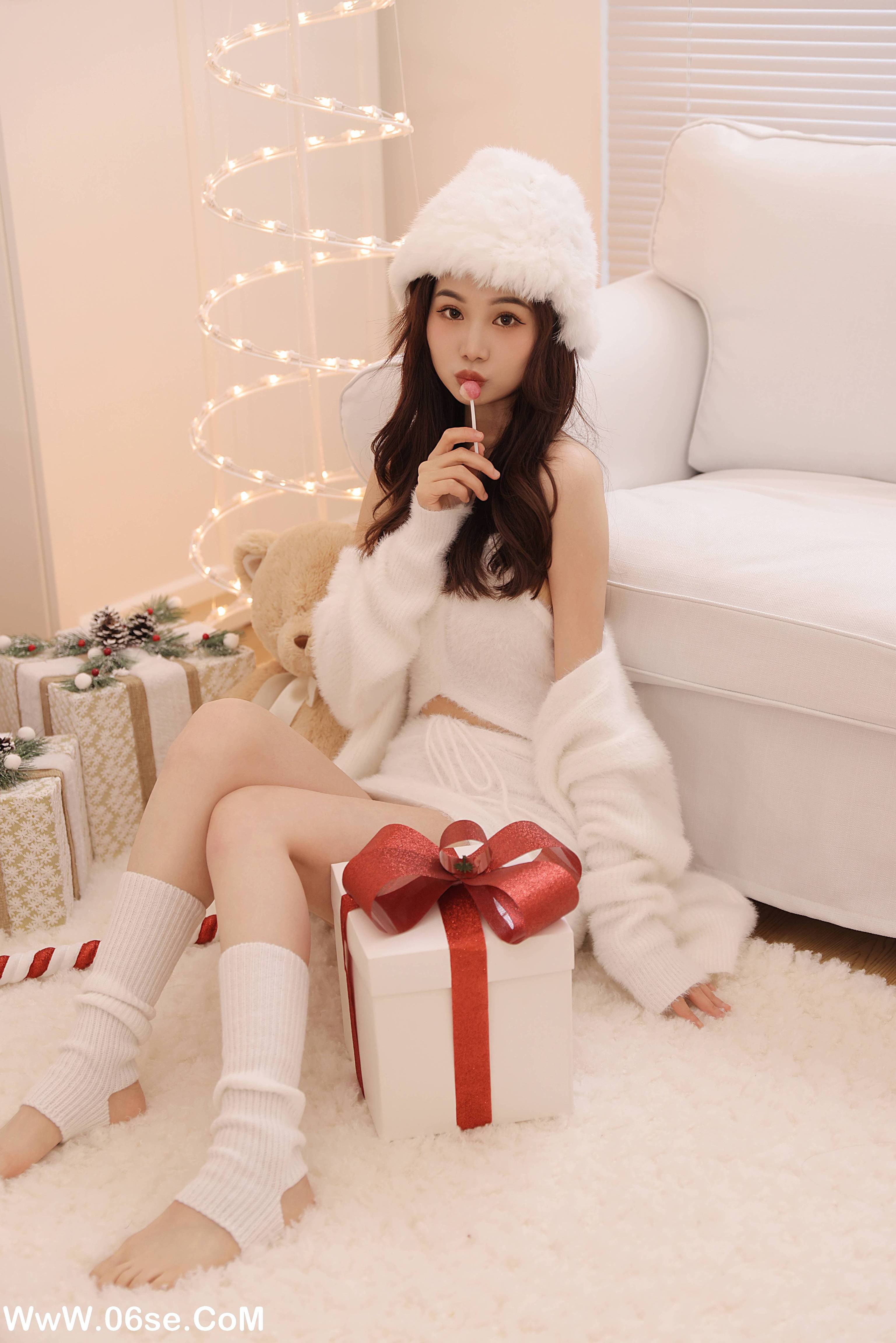 图片[13]-[YITUYU艺图语]2022.12.25 圣诞 Juuuudy兒[22+1P／3293MB]-六色网
