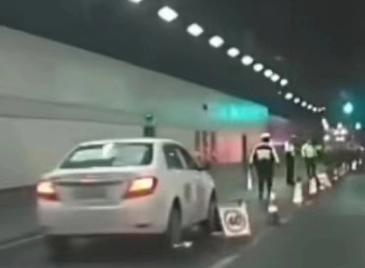 https://telegra.ph/file/aca4d2f0849d8d0154549.png